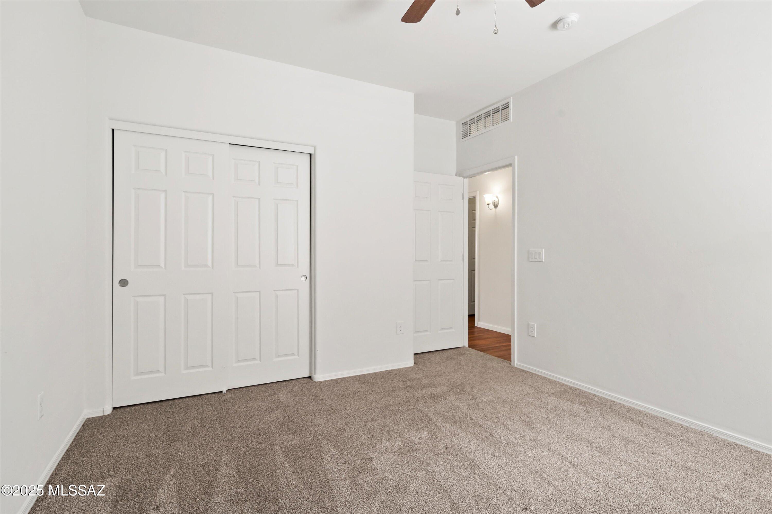 8994 W Rolling Springs Drive