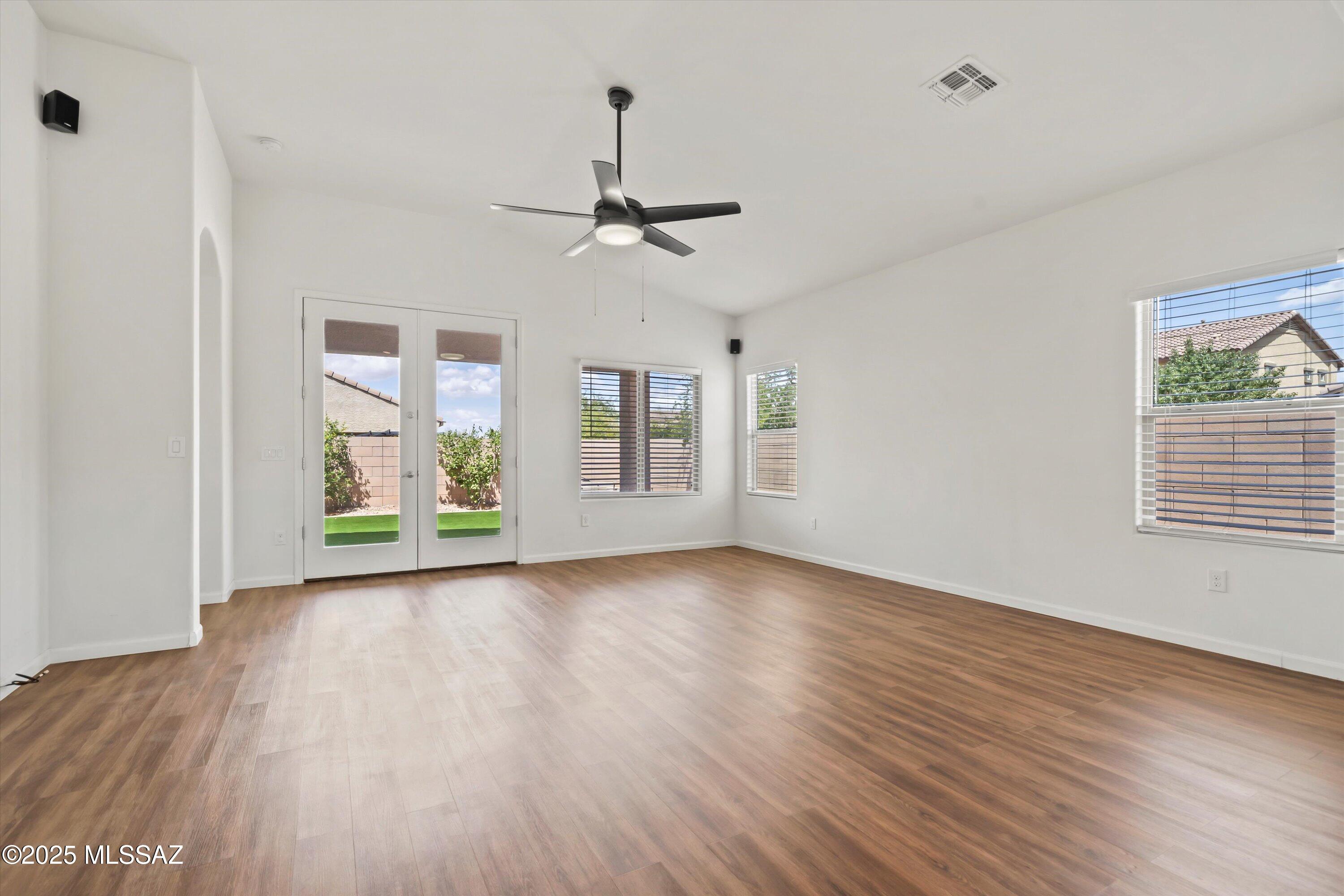 8994 W Rolling Springs Drive