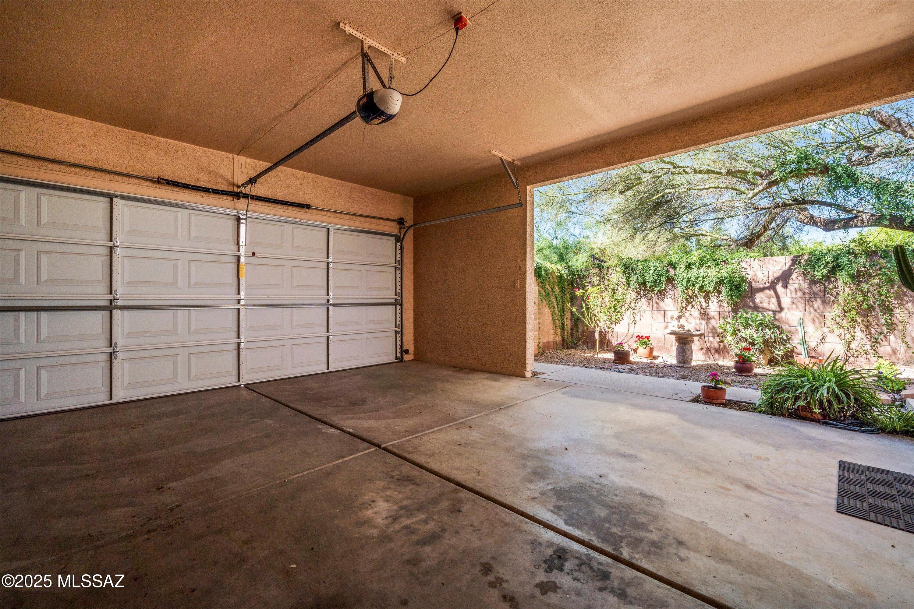 2596 N Ironwood Ridge Drive Unit: 9204