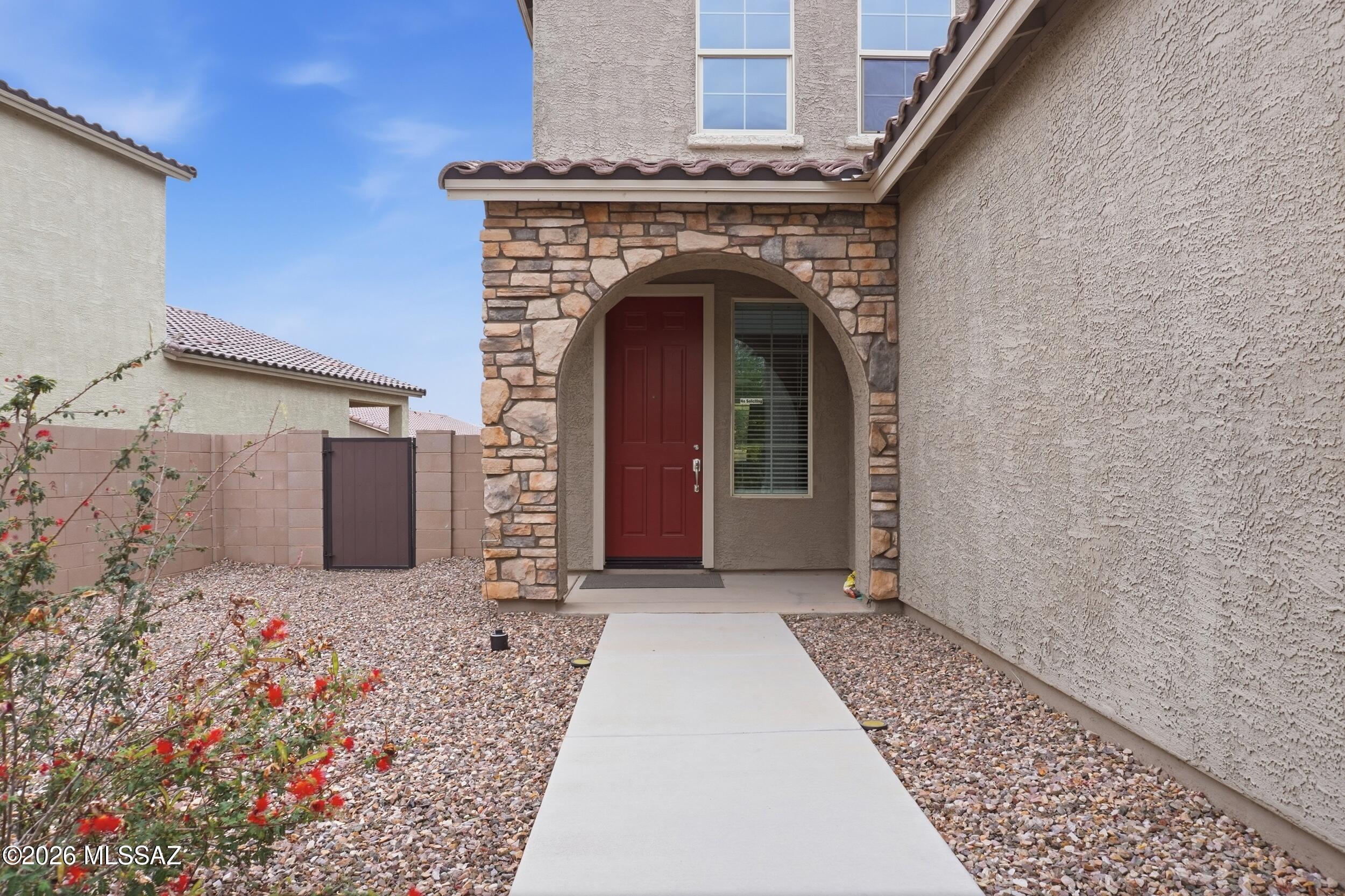 6840 E Via Arroyo Largo