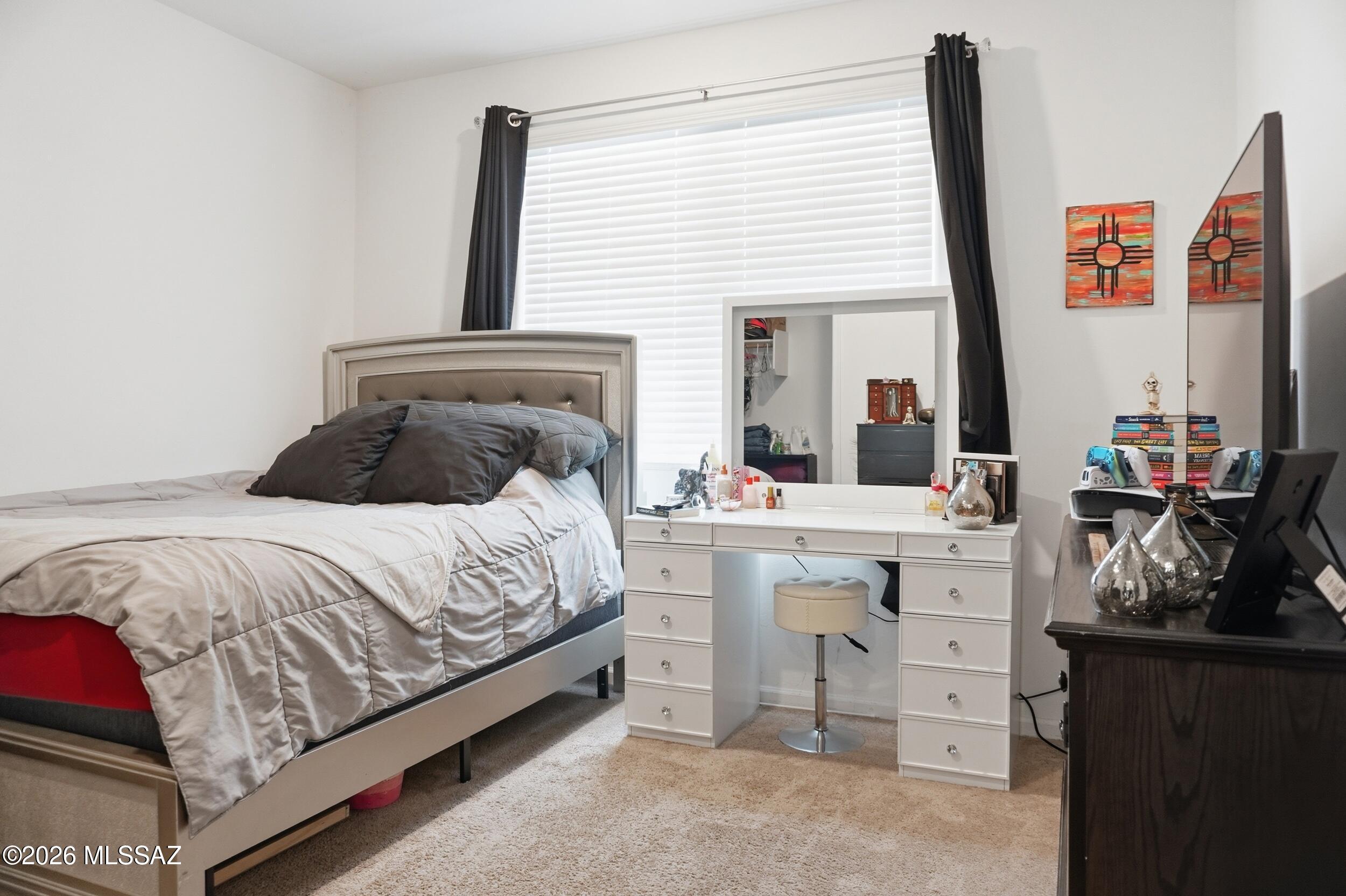 6840 E Via Arroyo Largo