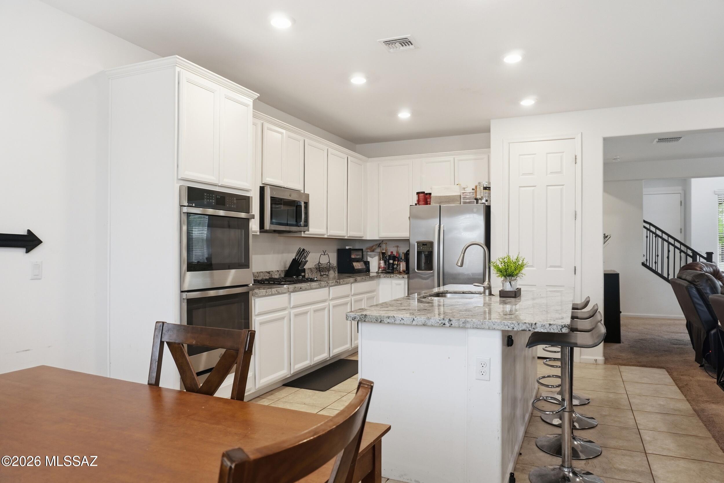 6840 E Via Arroyo Largo