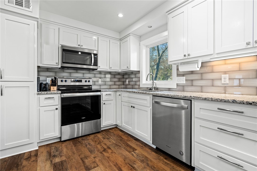 639 TANGLEWOOD AVENUE