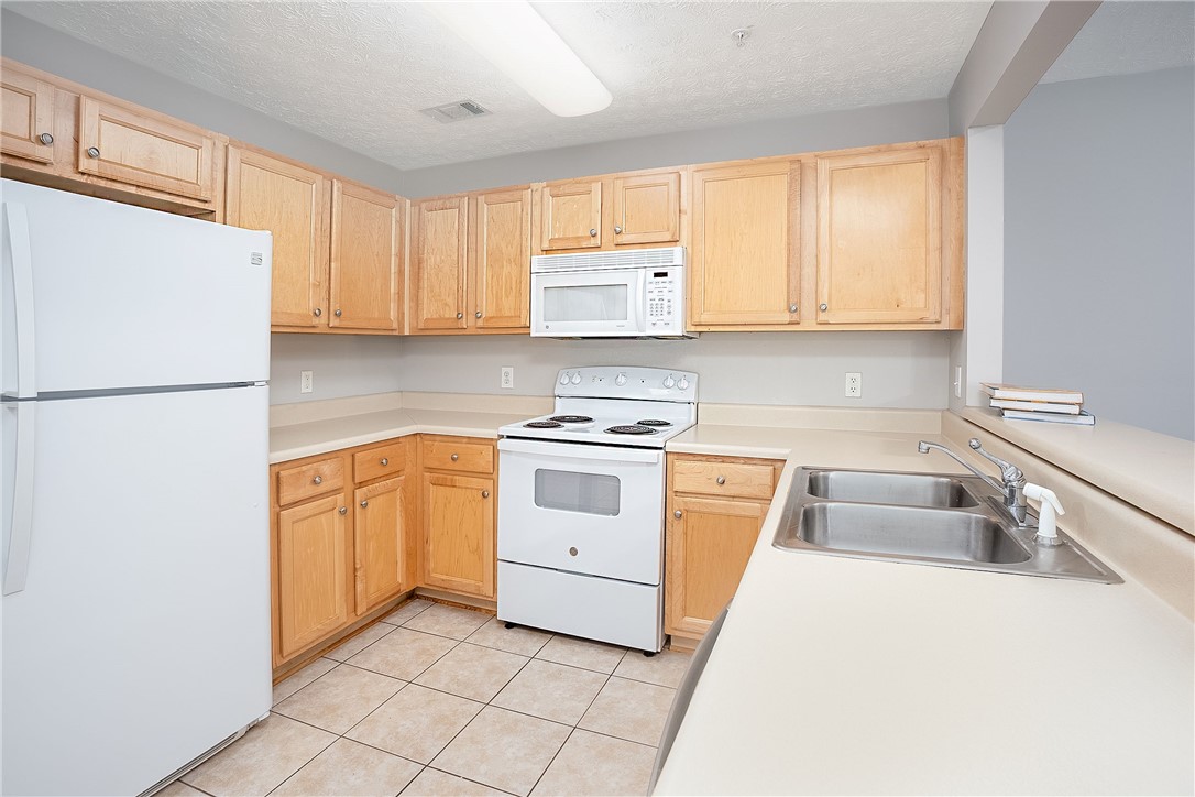 1385 S DONAHUE DRIVE 4201