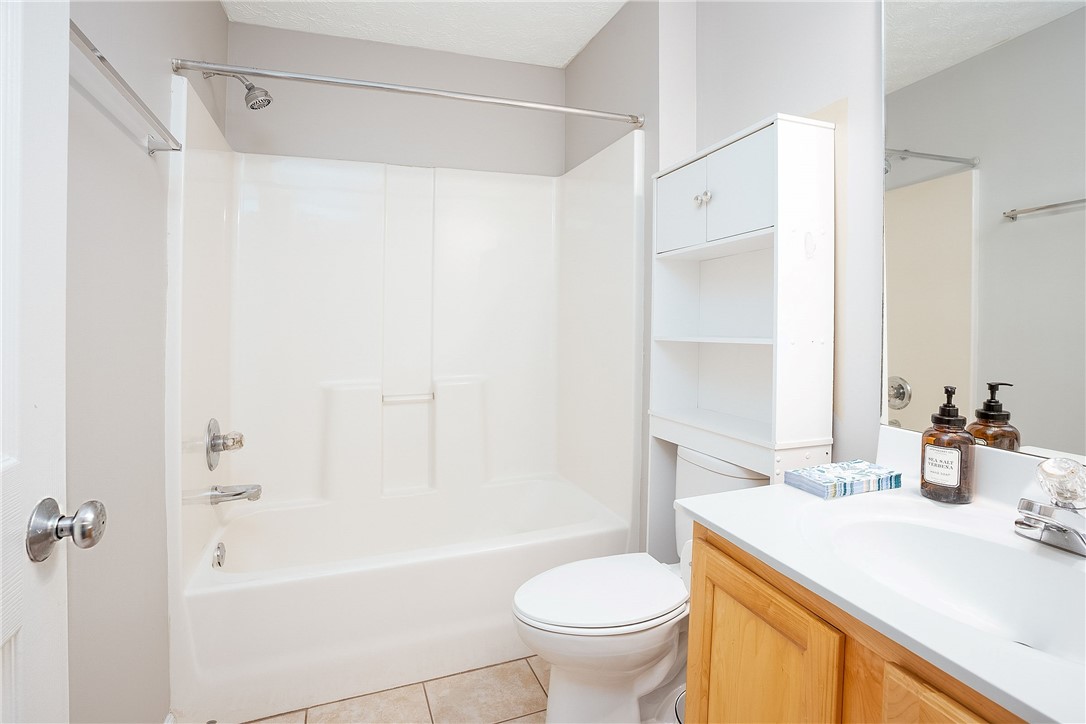 1385 S DONAHUE DRIVE 4201