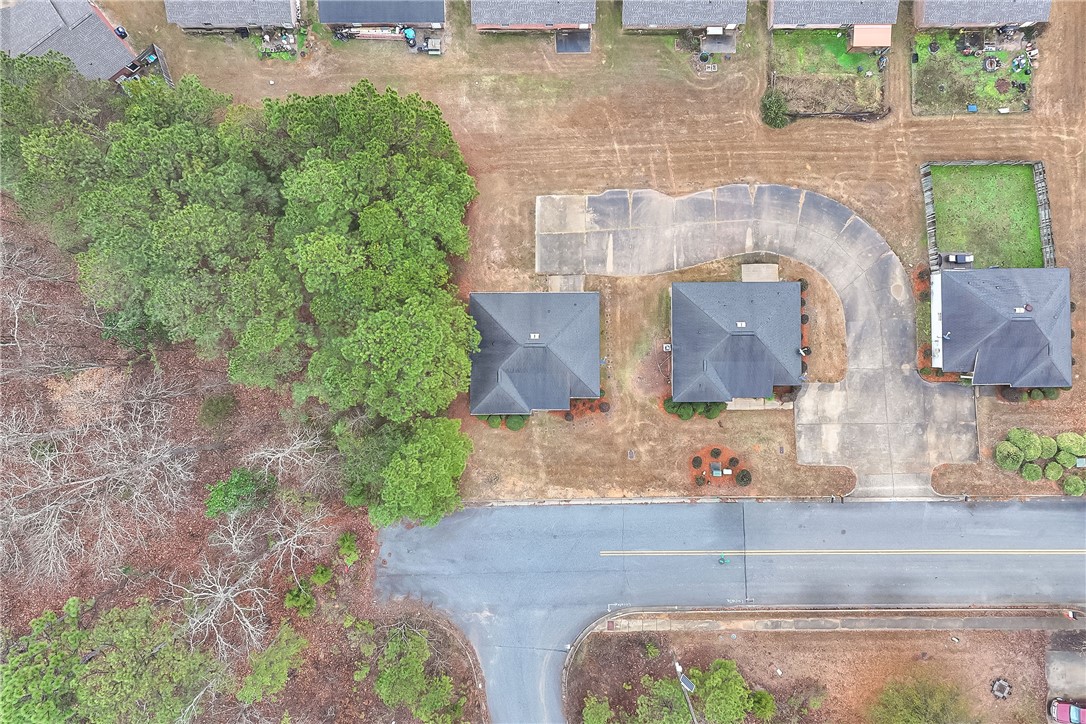 492 E VETERANS BOULEVARD