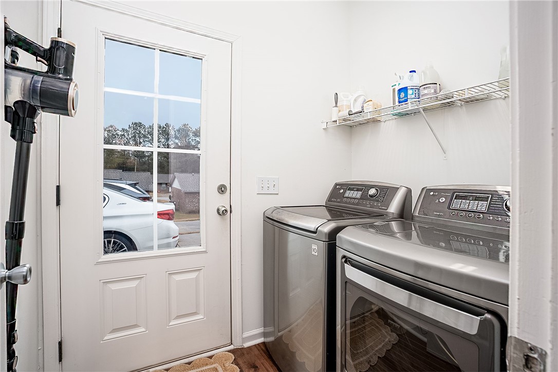 492 E VETERANS BOULEVARD