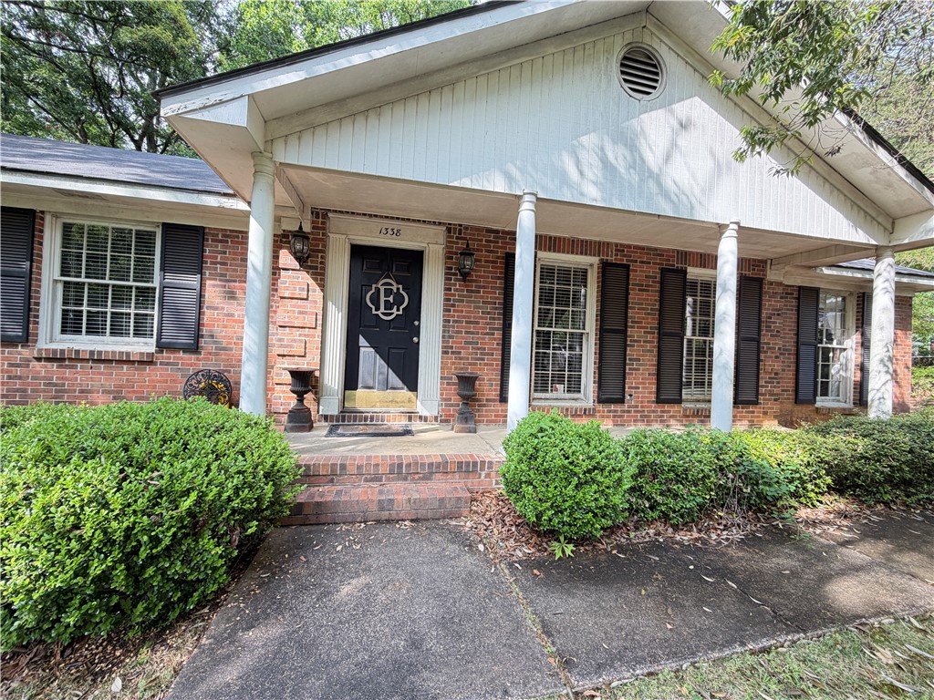1338 PEACHTREE LANE