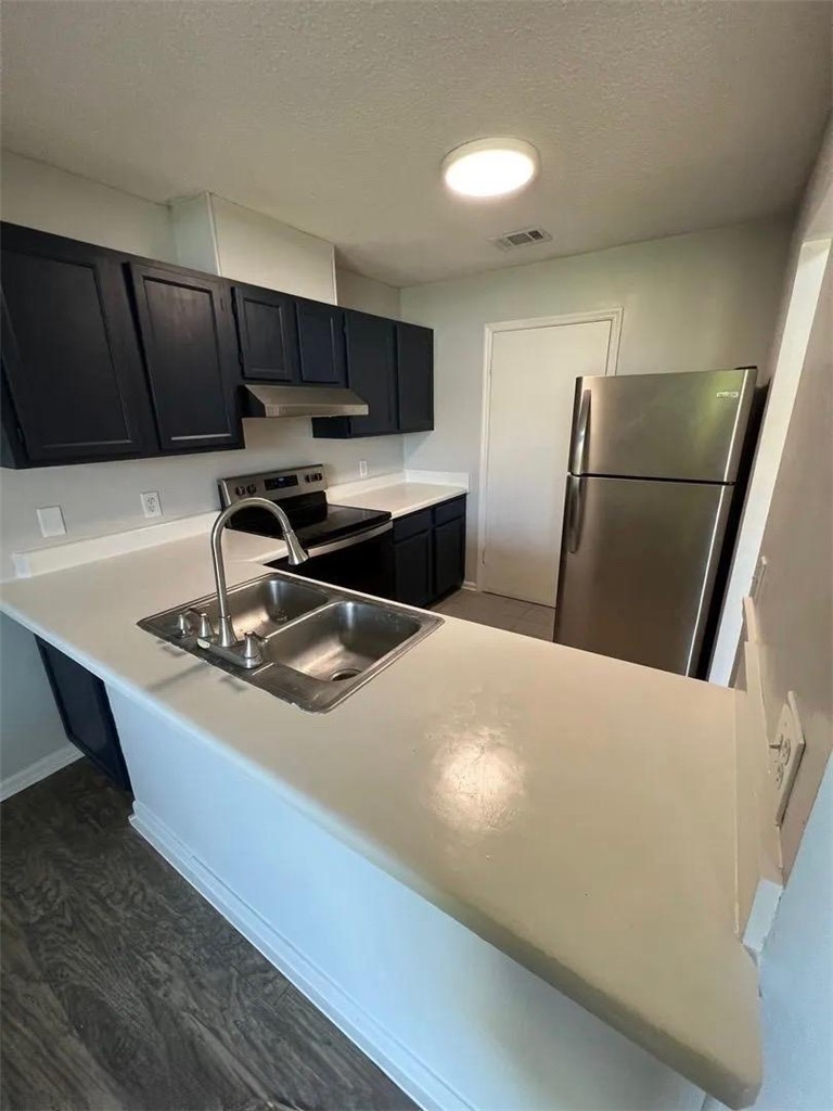 1000 STONEGATE DRIVE D