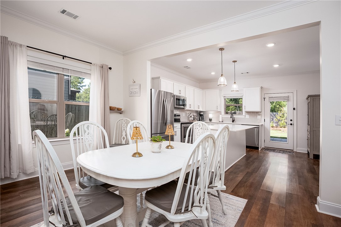 125 NORTHERN FLICKER DRIVE