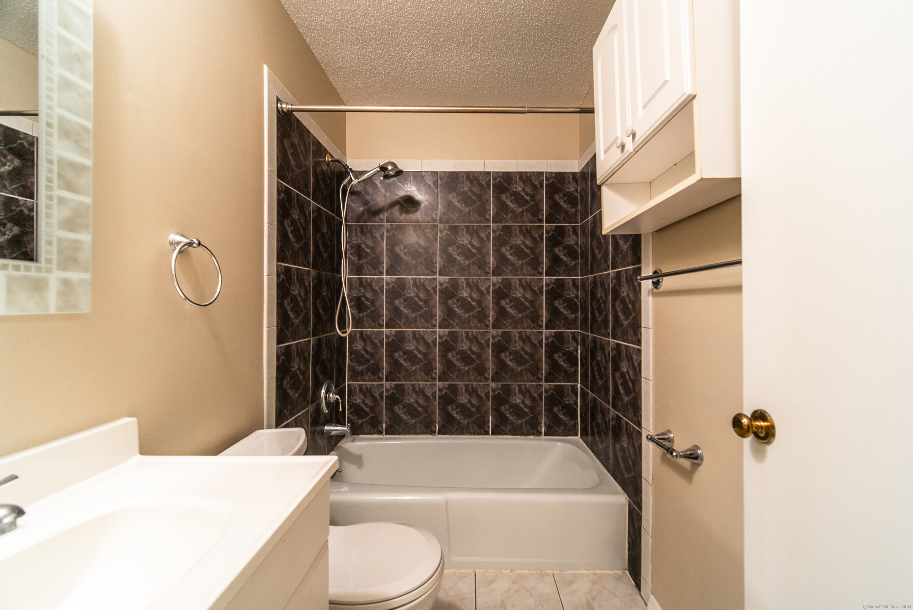 63 Woodland Drive 63