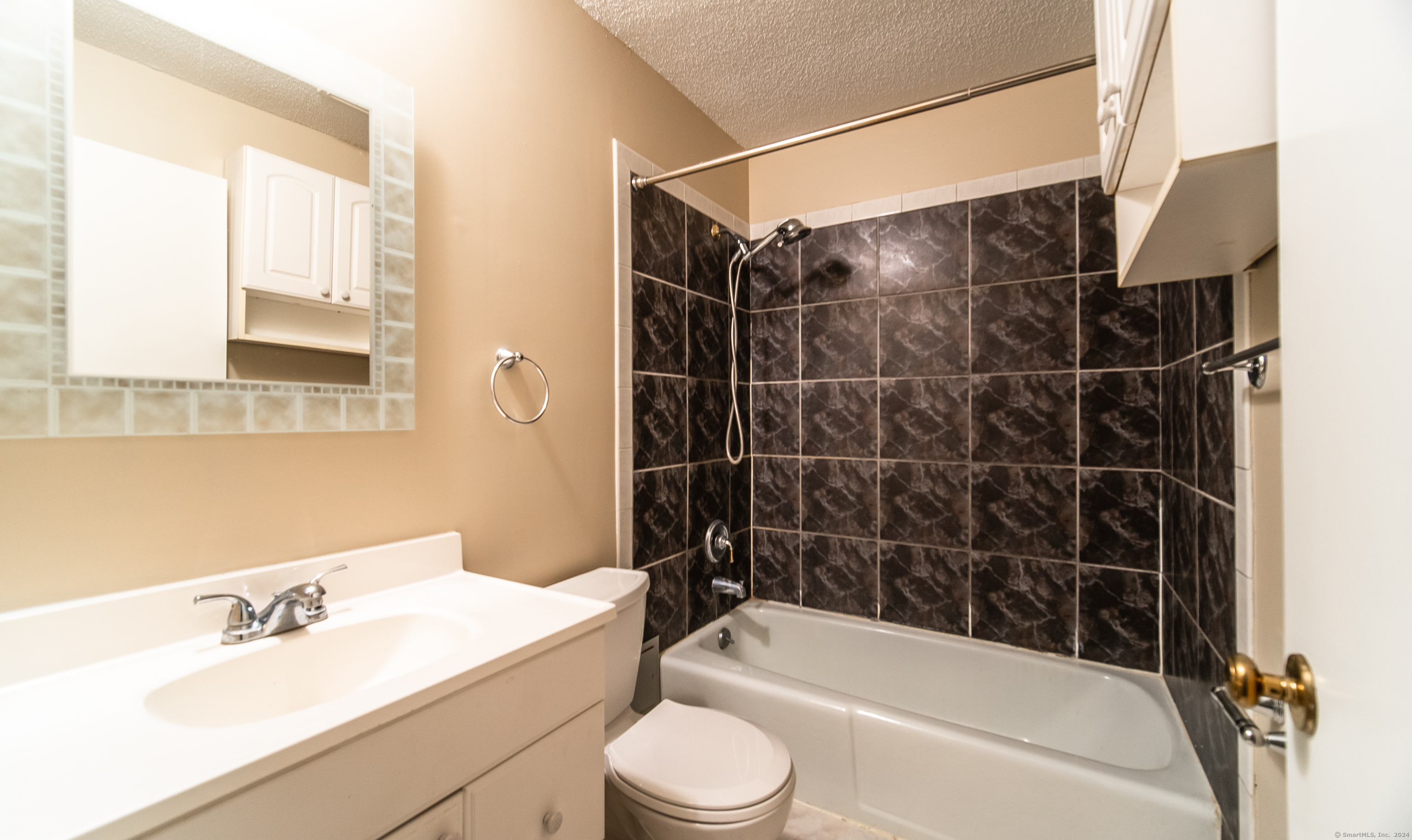 63 Woodland Drive 63