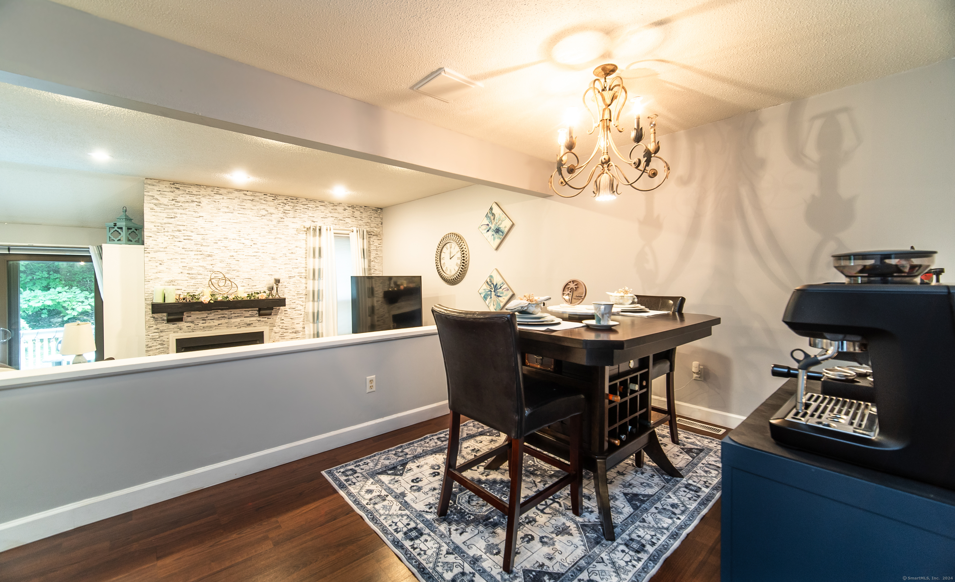 144 Metacomet Drive 144