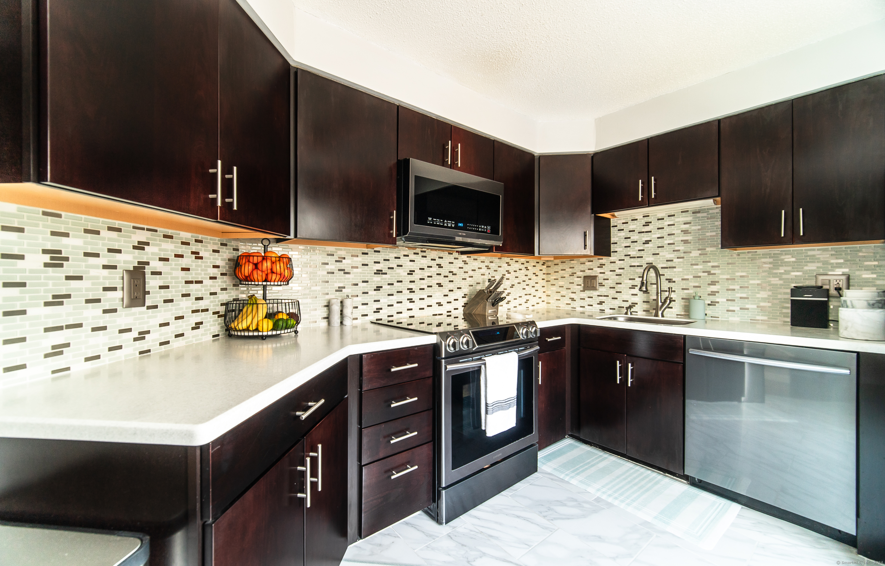 144 Metacomet Drive 144