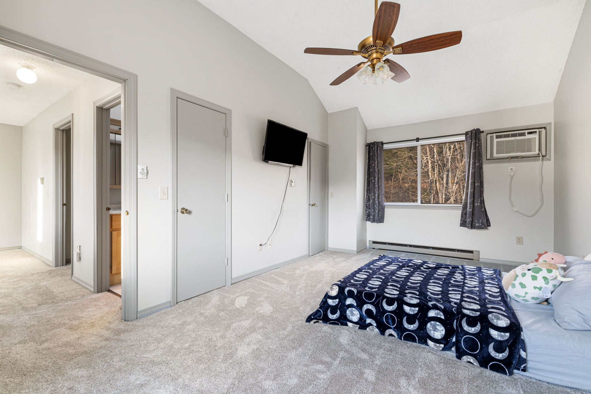 111 Riverton Road APT 9