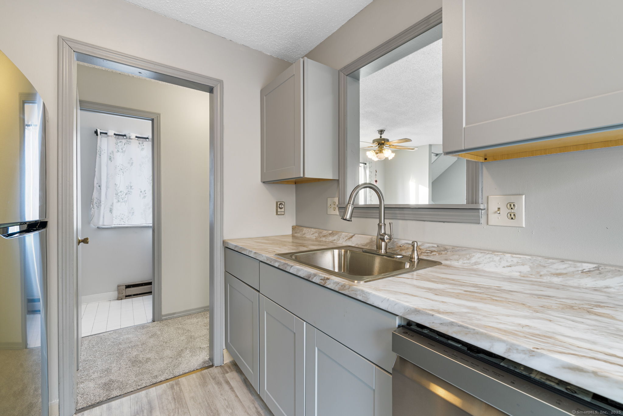 111 Riverton Road APT 9