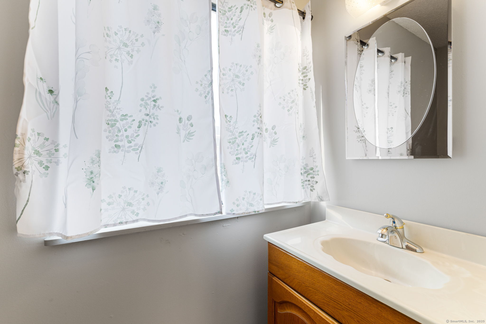 111 Riverton Road APT 9