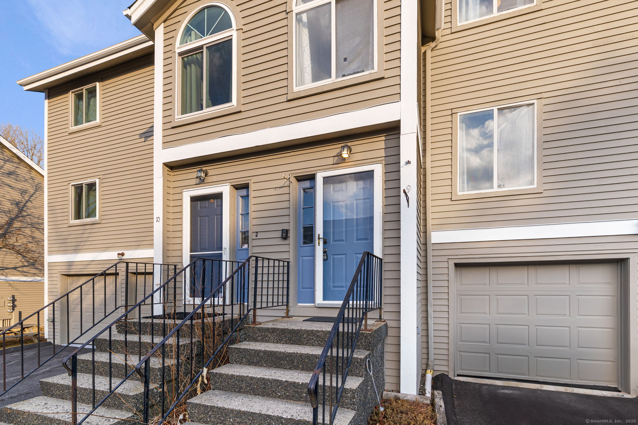 111 Riverton Road APT 9