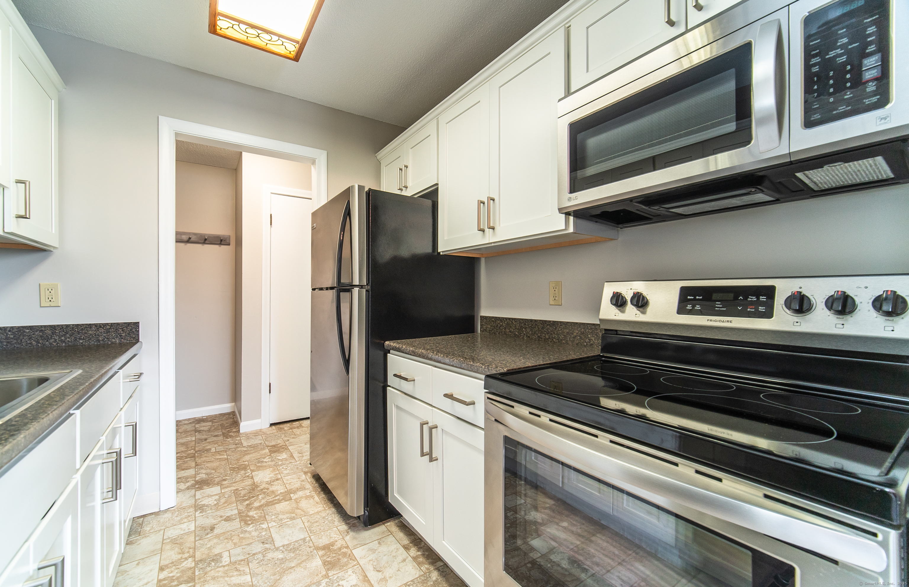 189 Woodland Drive 189