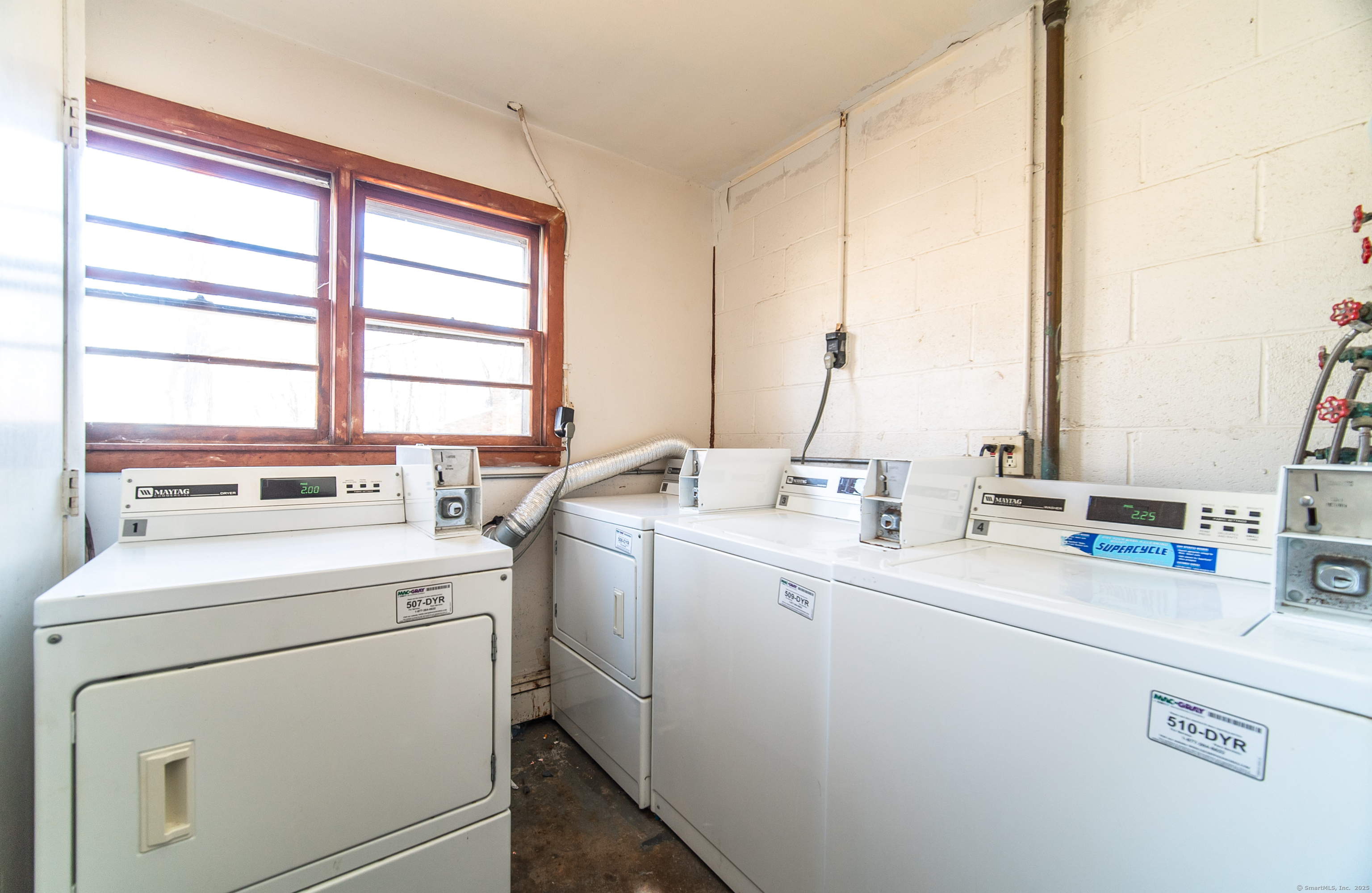 1117 Waterbury Road APT 1A
