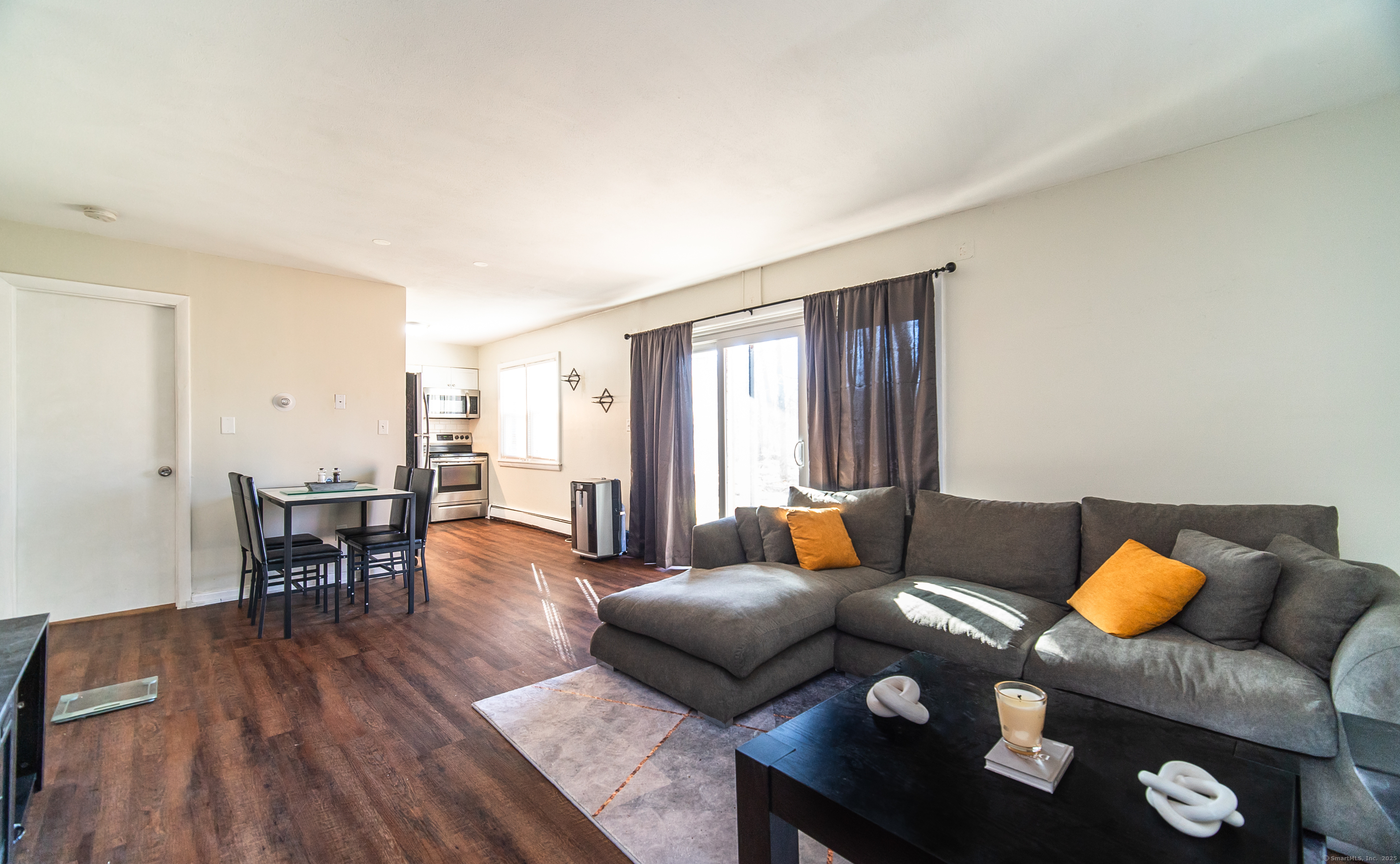 1117 Waterbury Road APT 1A