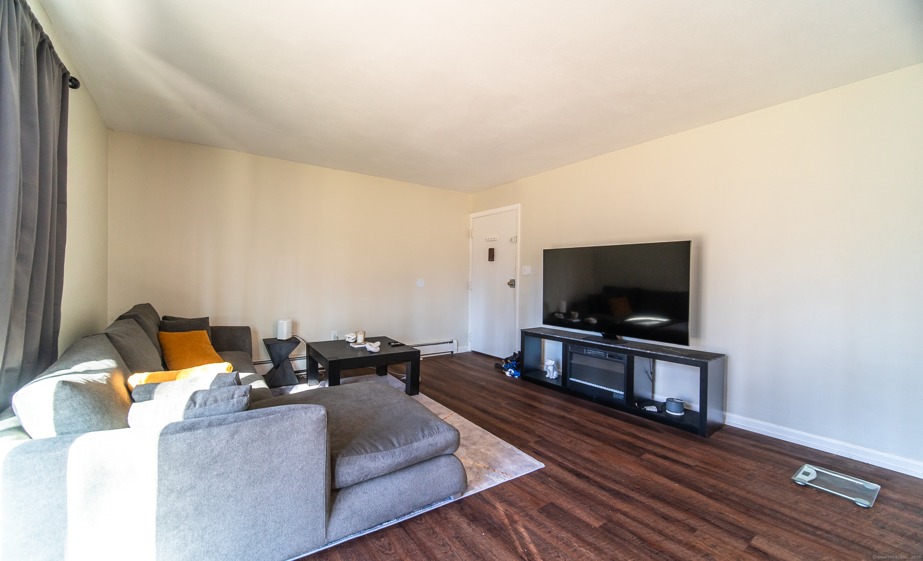 1117 Waterbury Road APT 1A