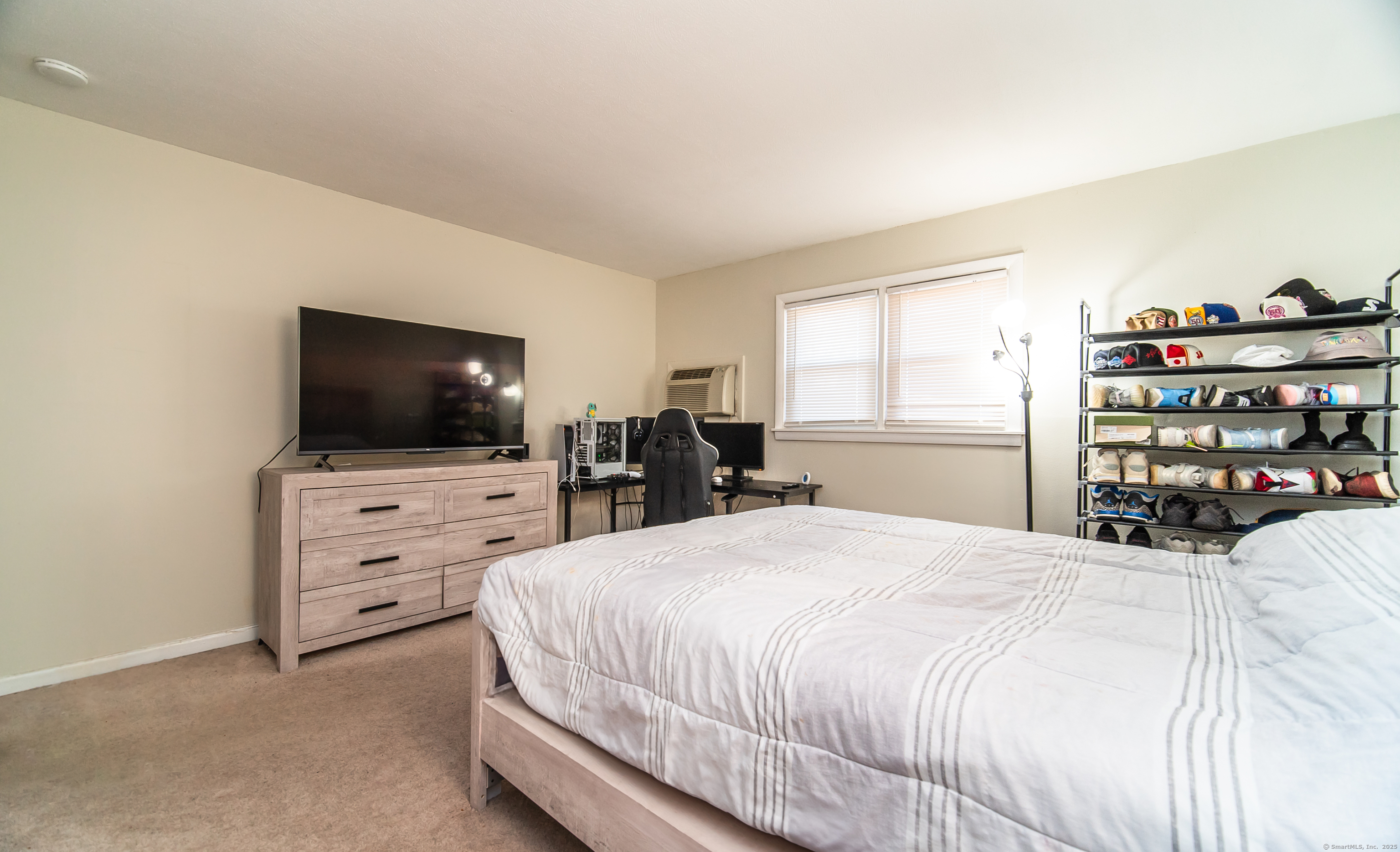 1117 Waterbury Road APT 1A