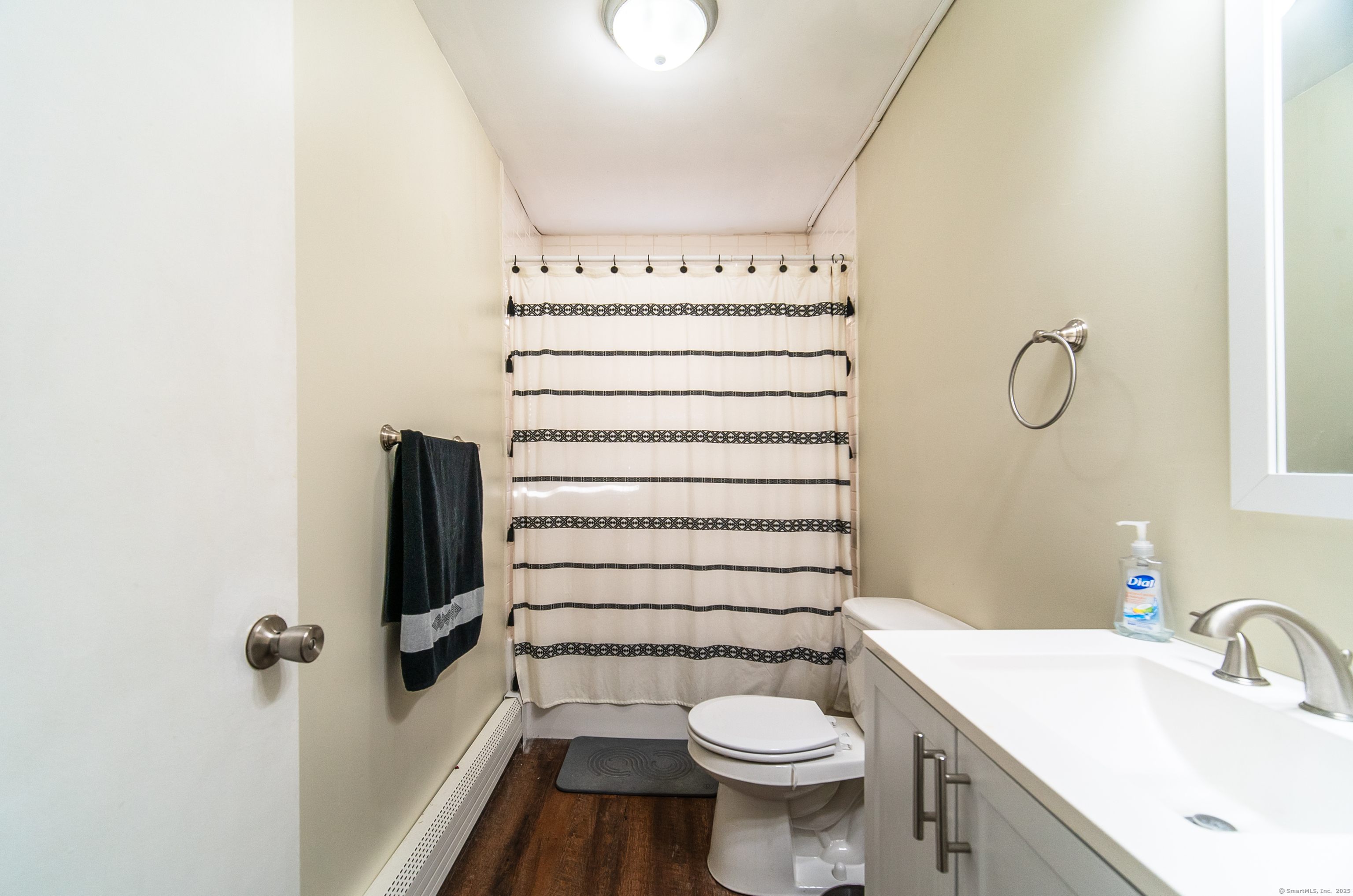 1117 Waterbury Road APT 1A