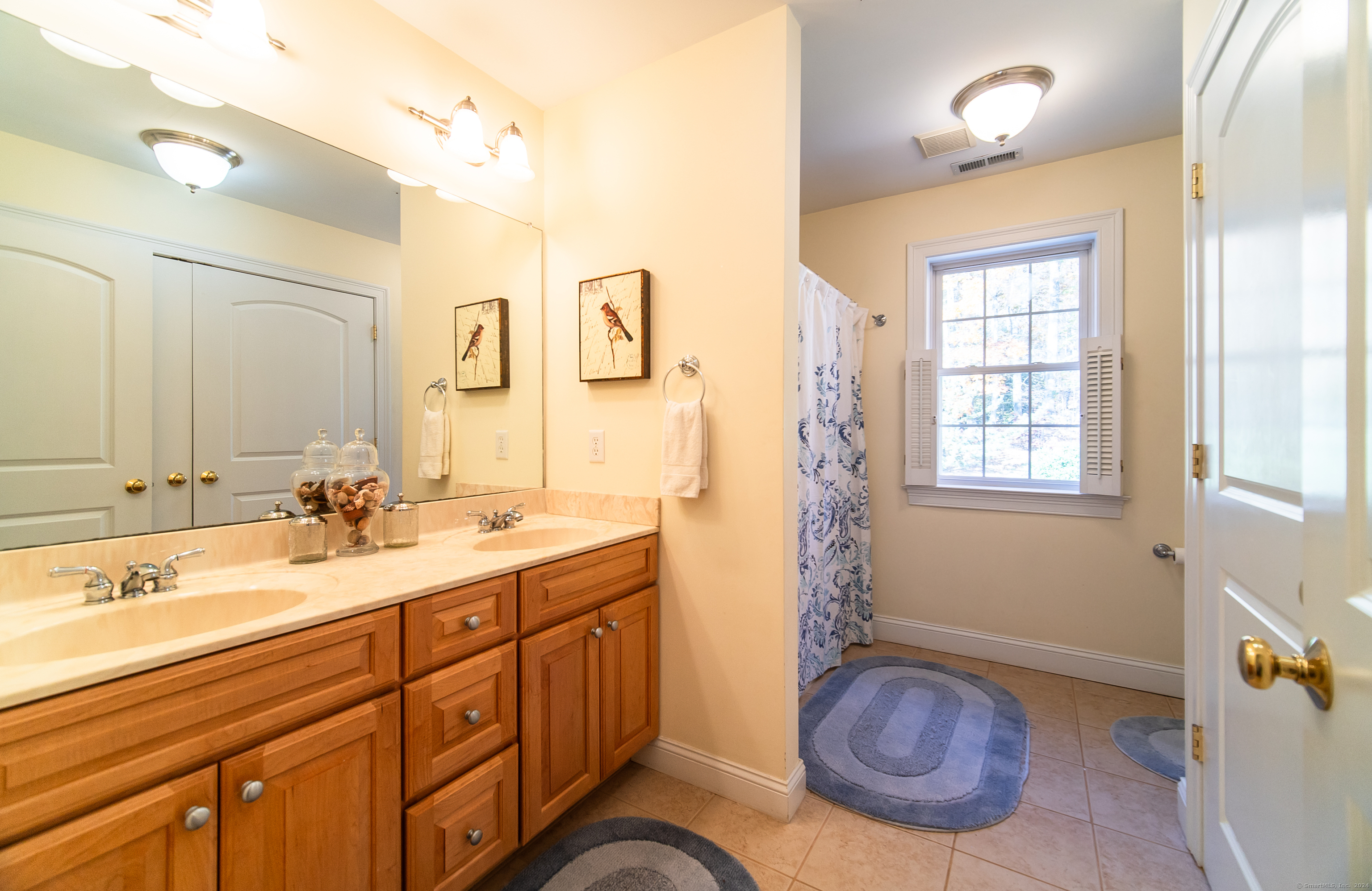 11 Timberlane Drive