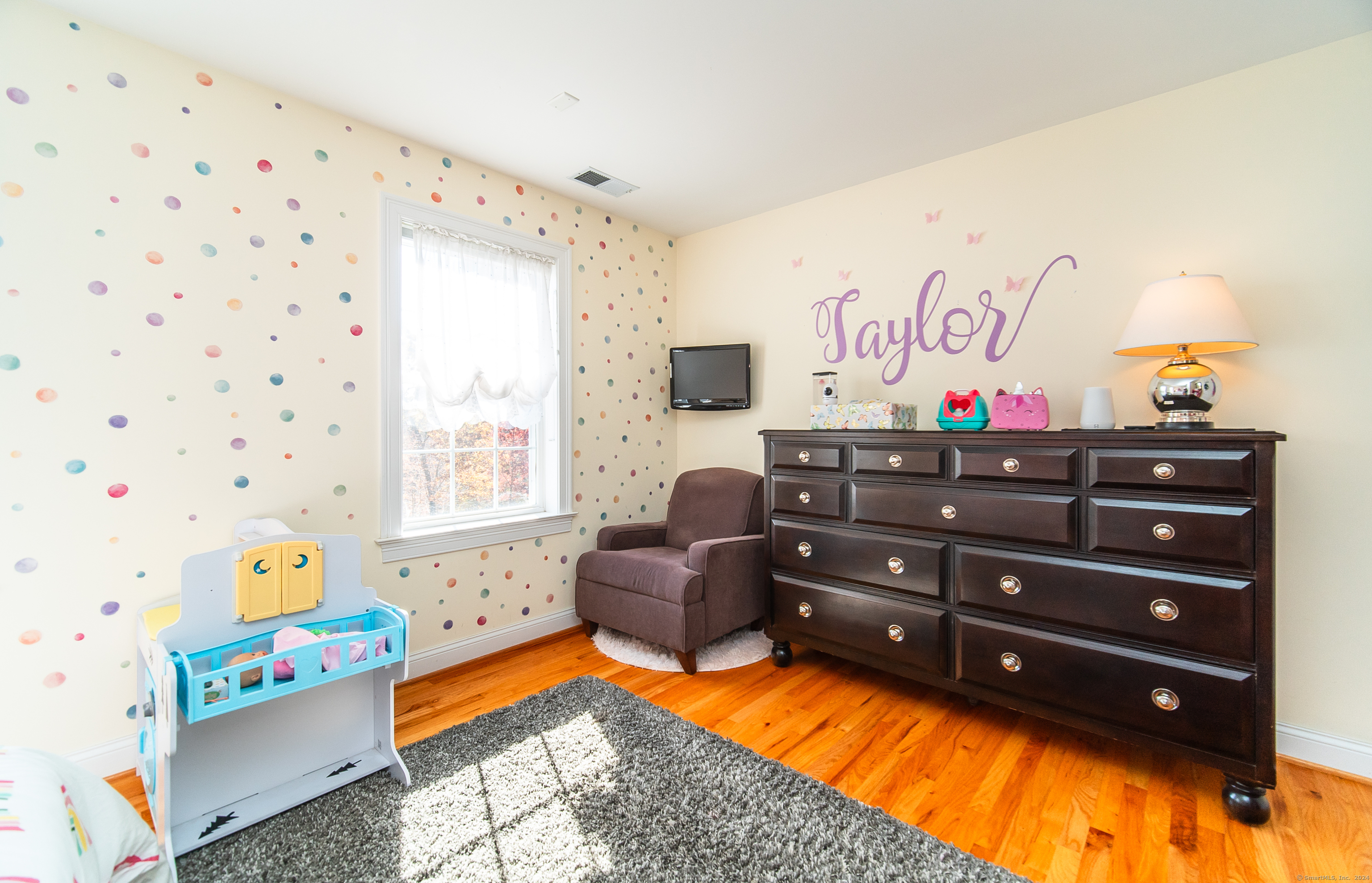 11 Timberlane Drive