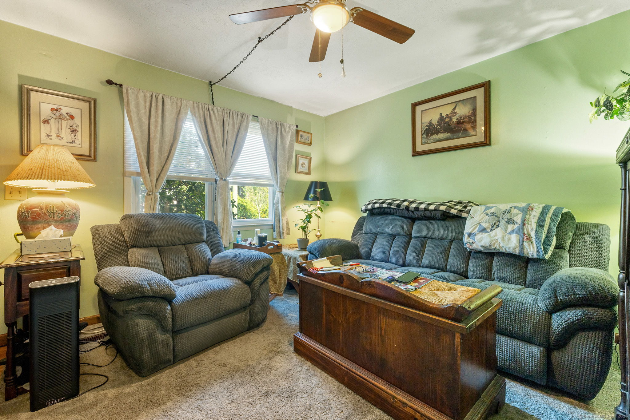 101 Lakeside Drive 100