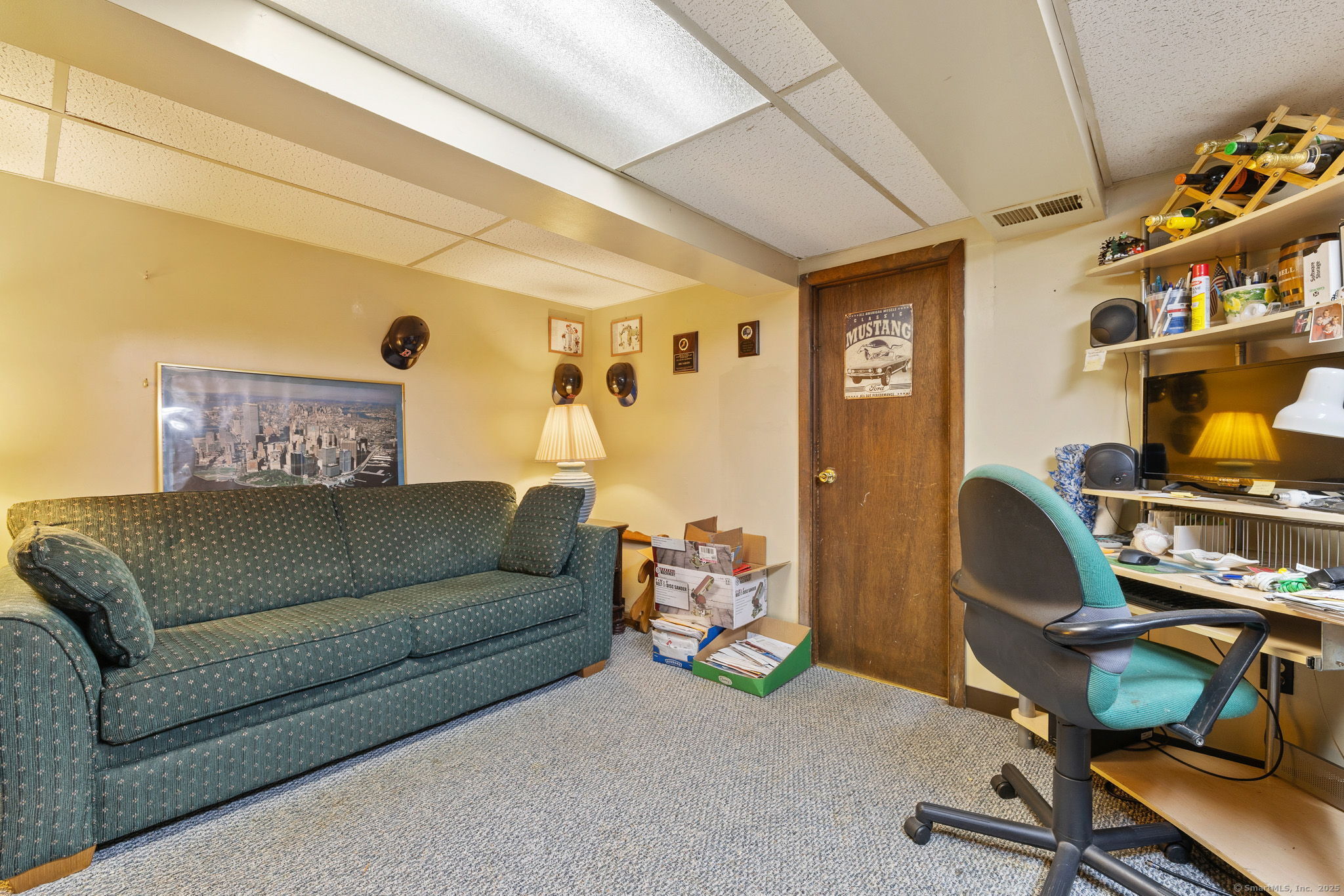 101 Lakeside Drive 100
