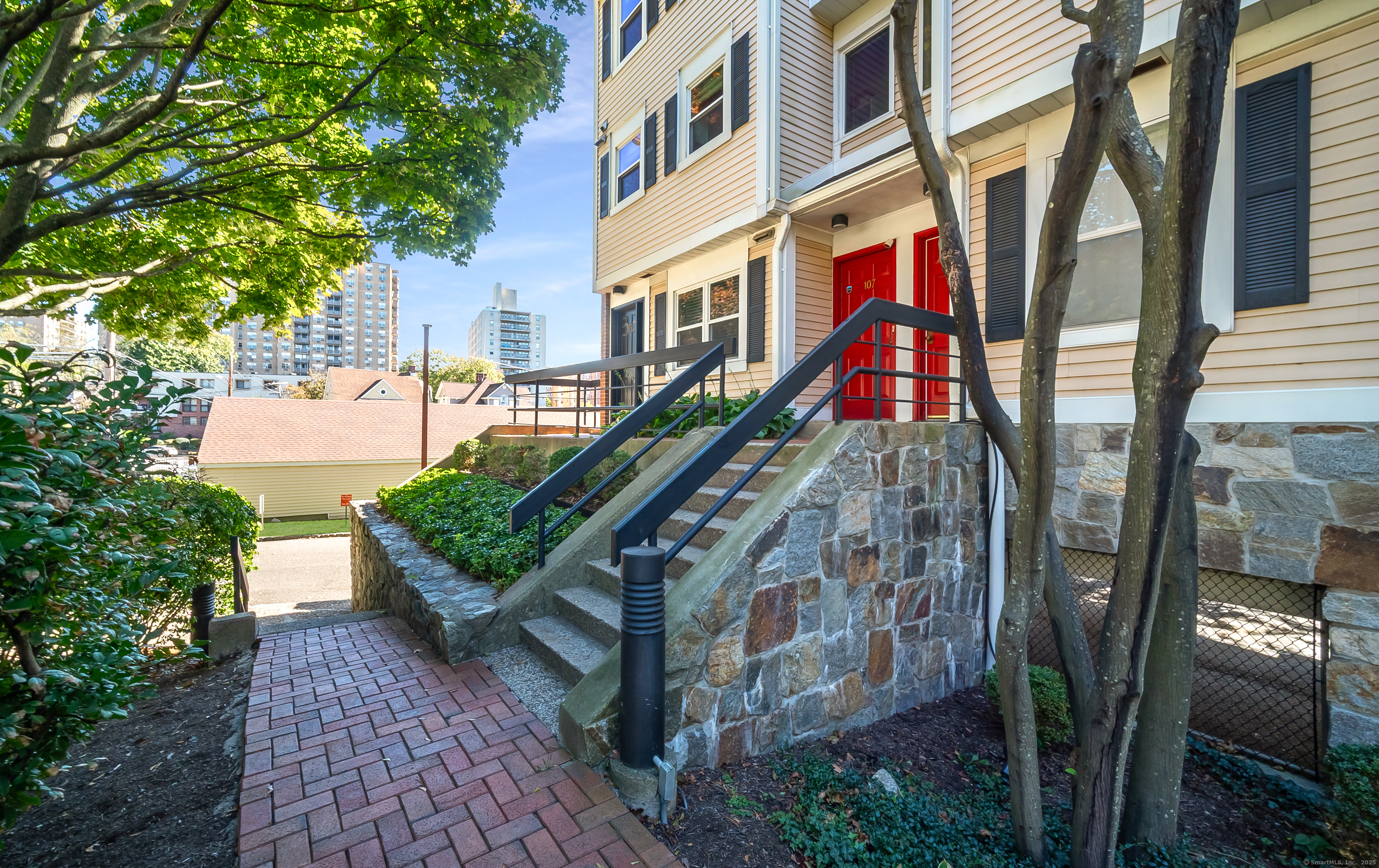 109 Highland Road 109