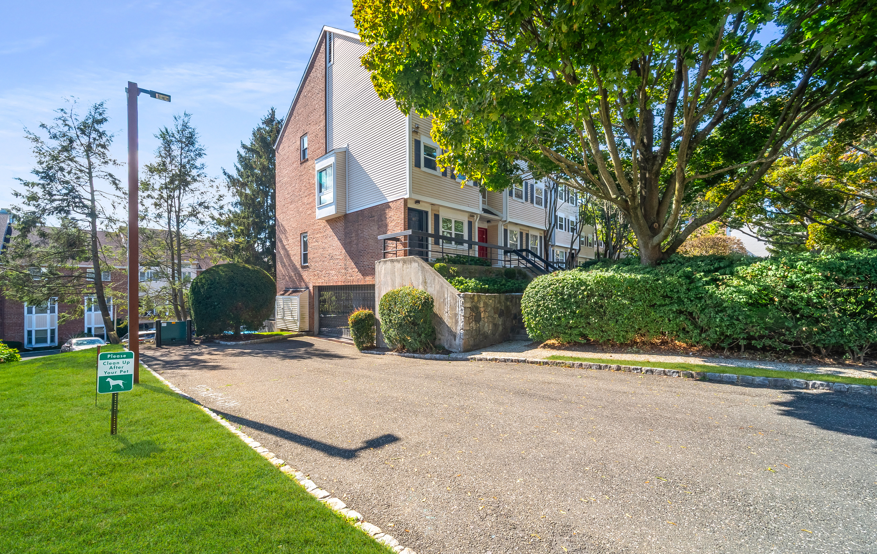 109 Highland Road 109
