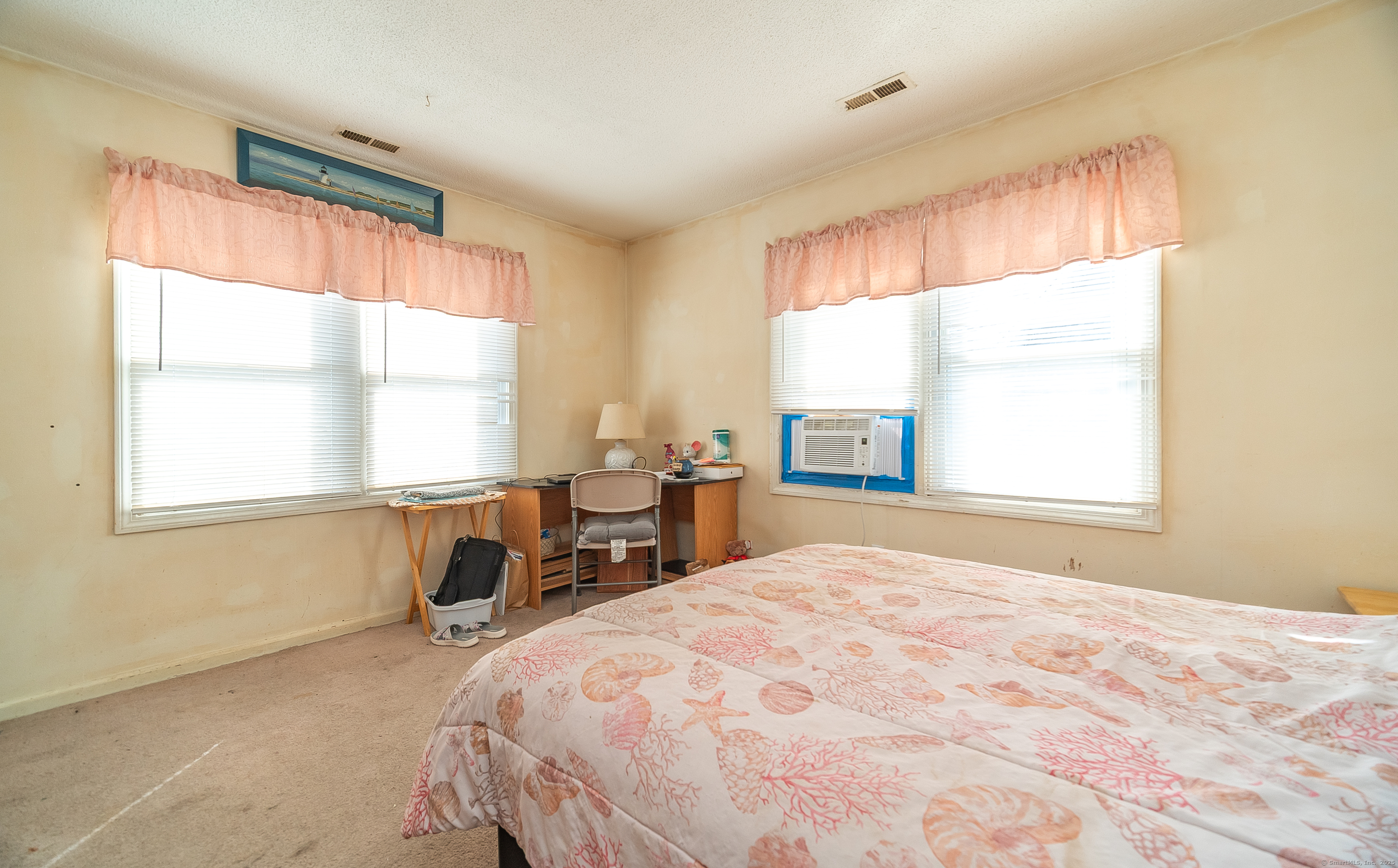 484 First Avenue APT 6