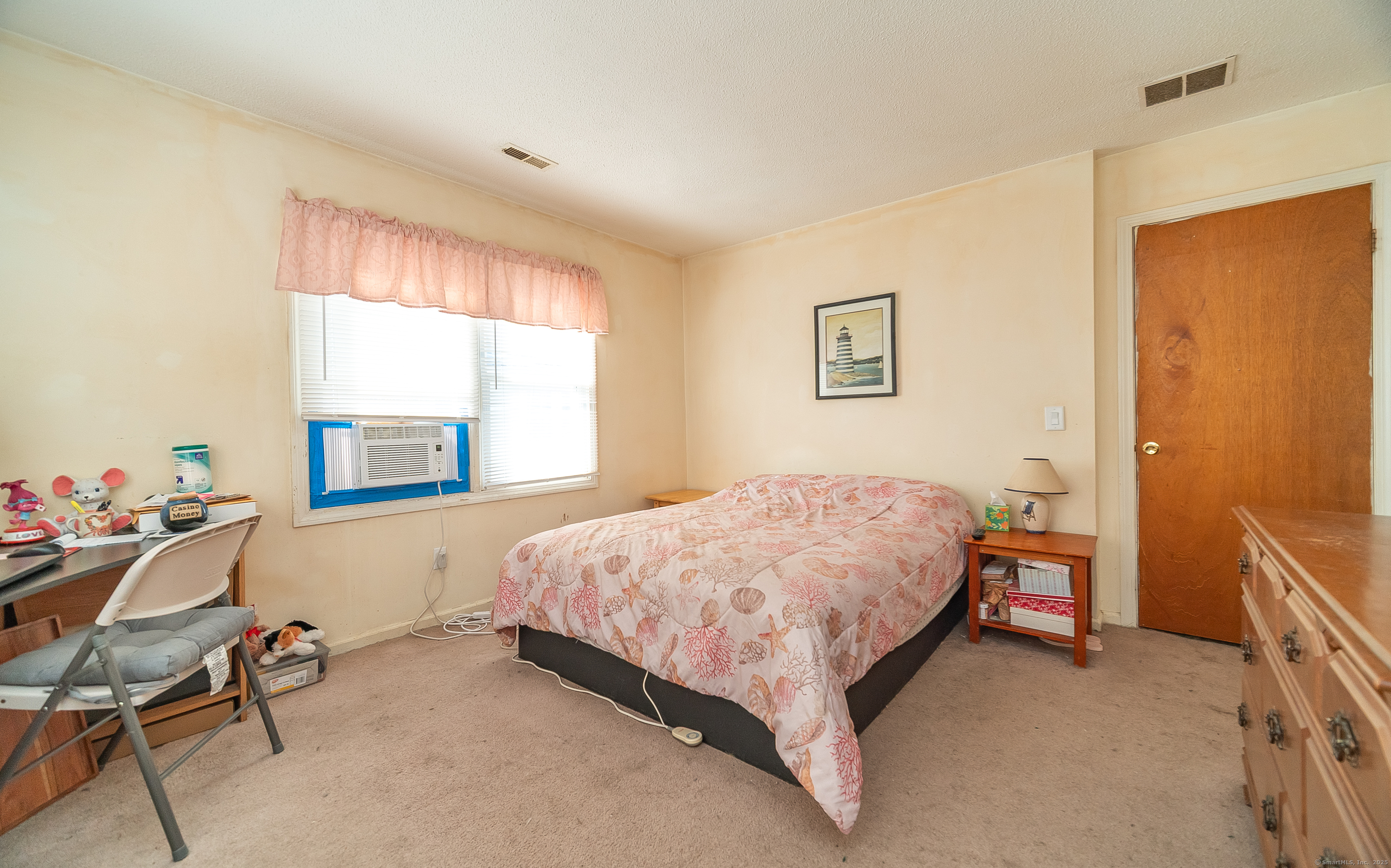 484 First Avenue APT 6