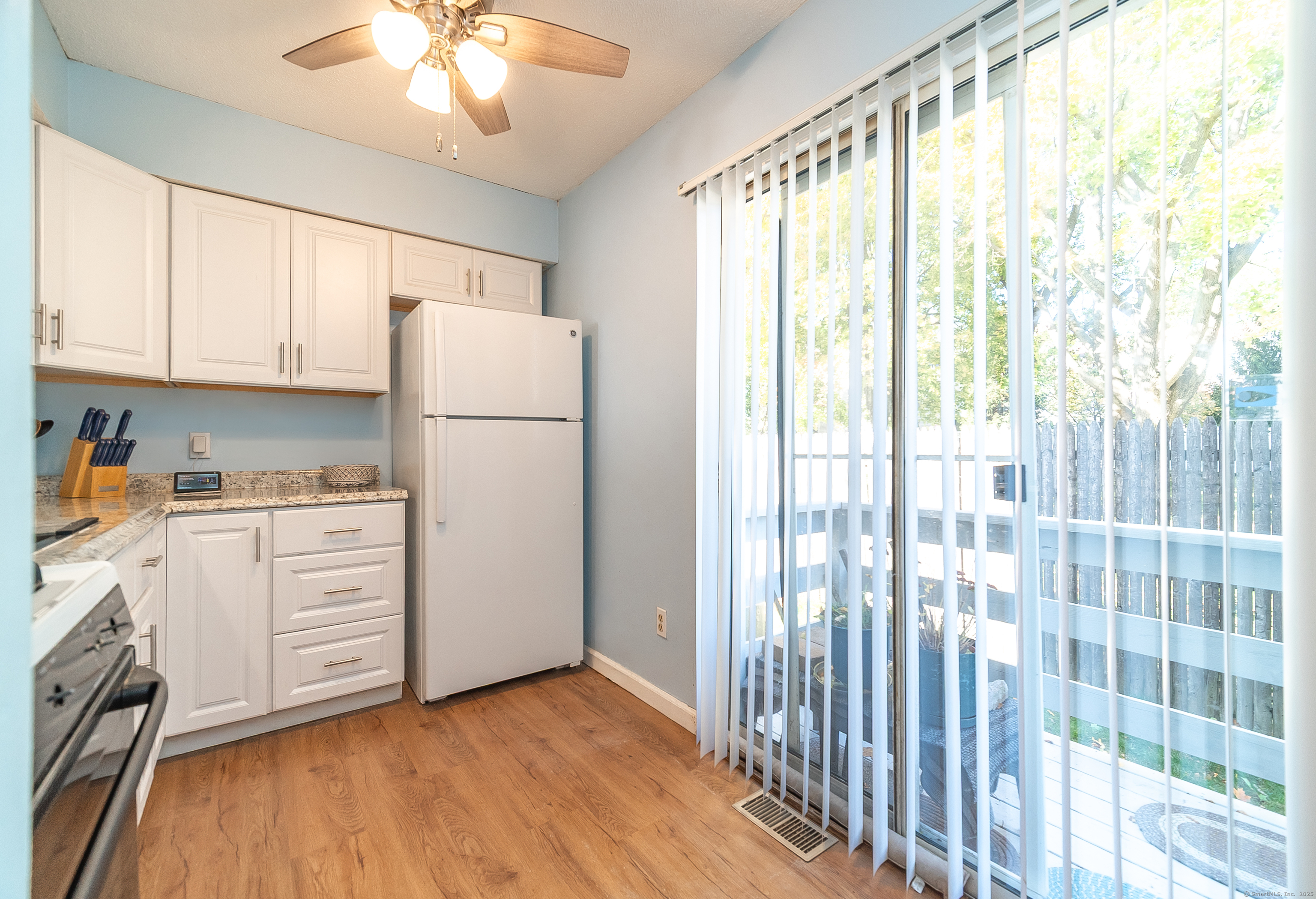 484 First Avenue APT 6