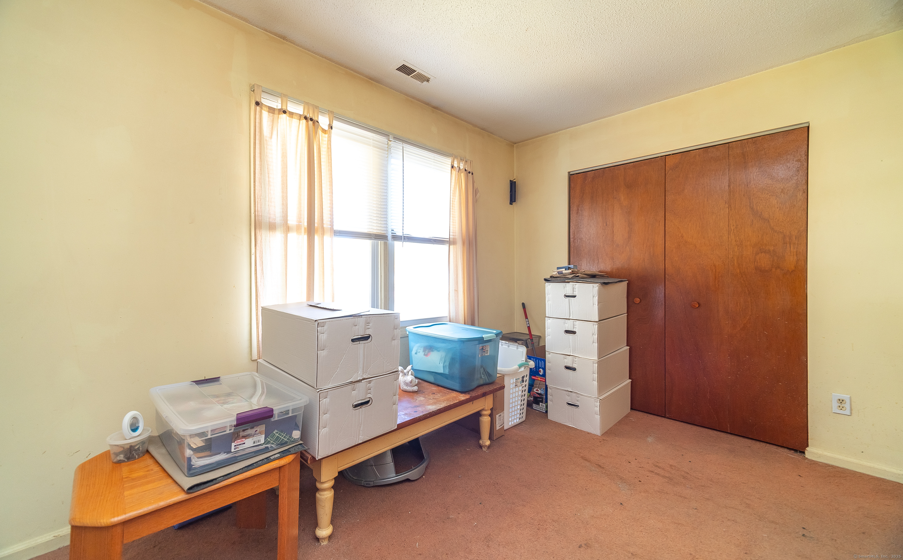 484 First Avenue APT 6