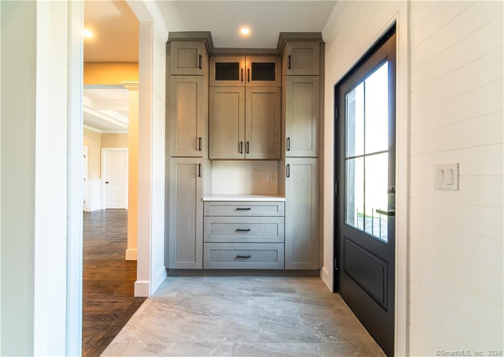 25 Silver Springs Drive