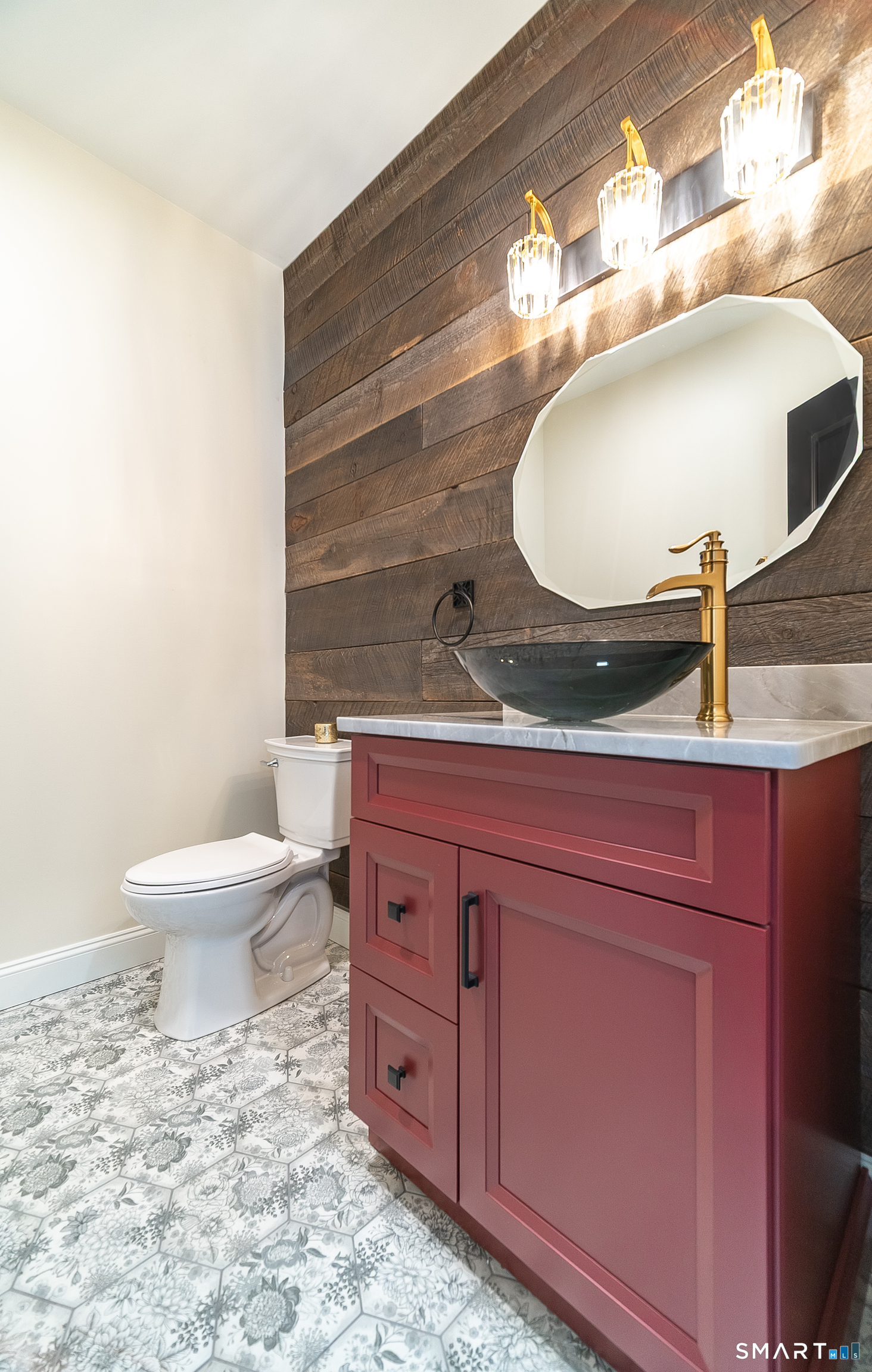 25 Silver Springs Drive