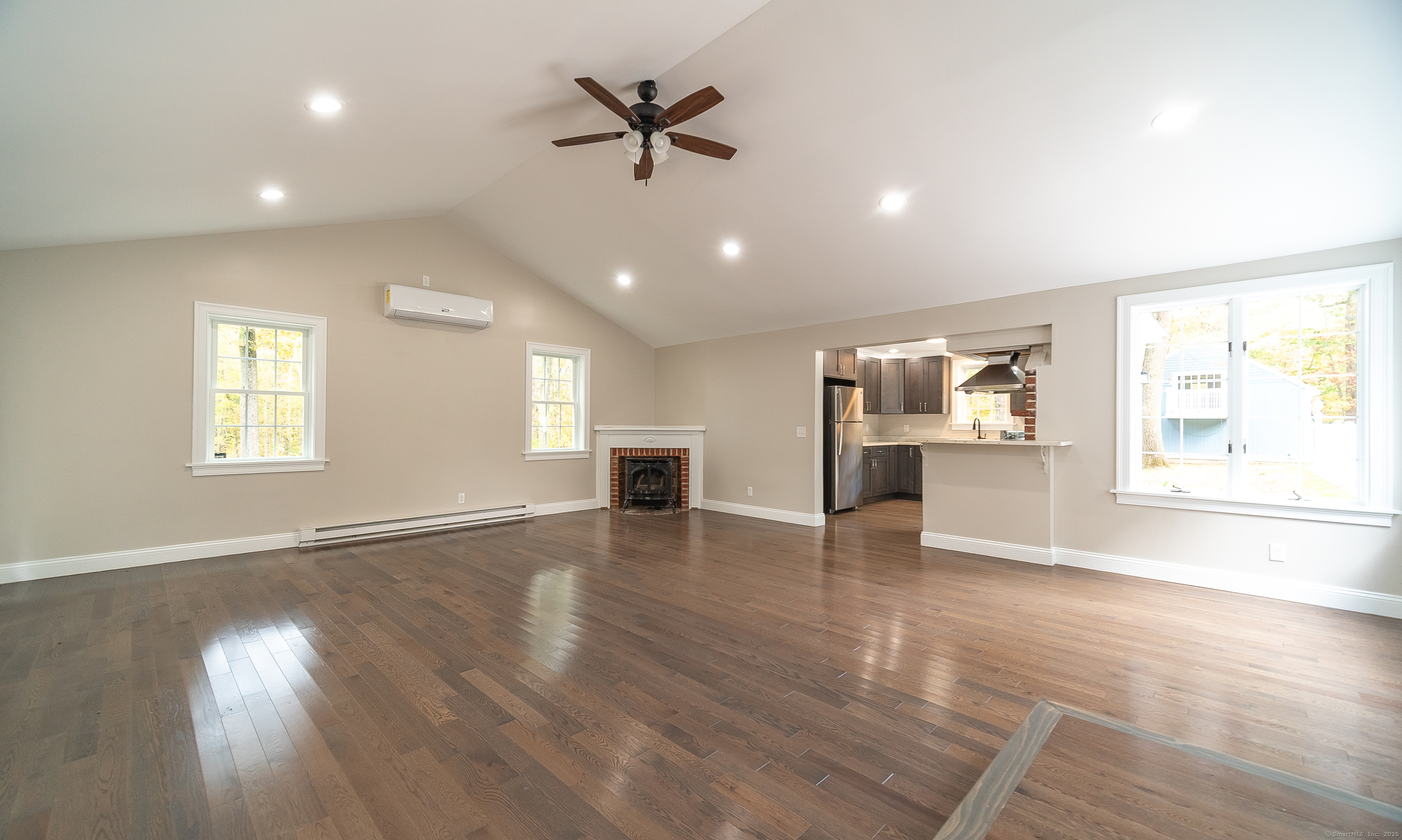 882 Killingworth Road