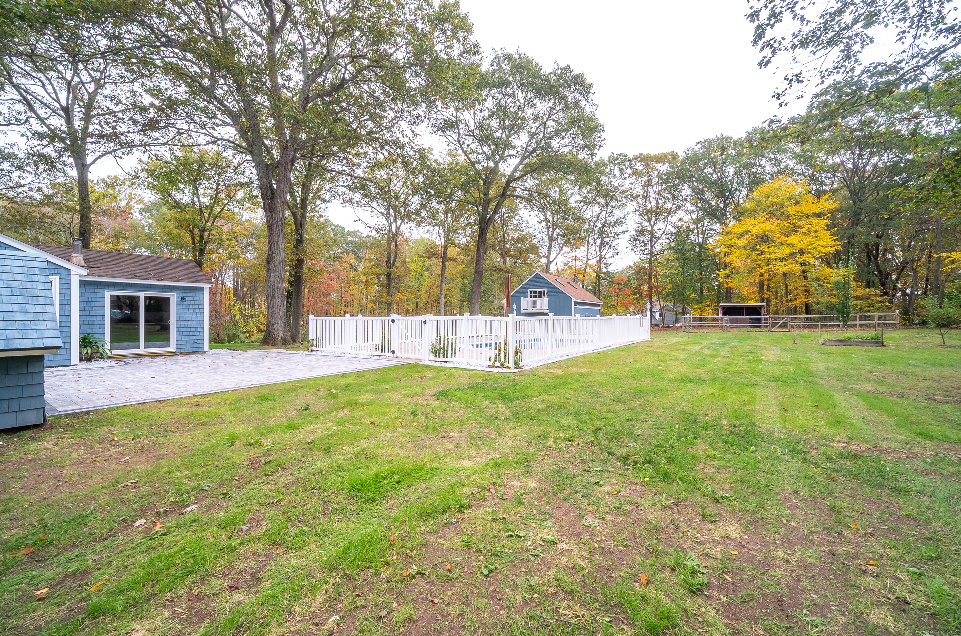 882 Killingworth Road