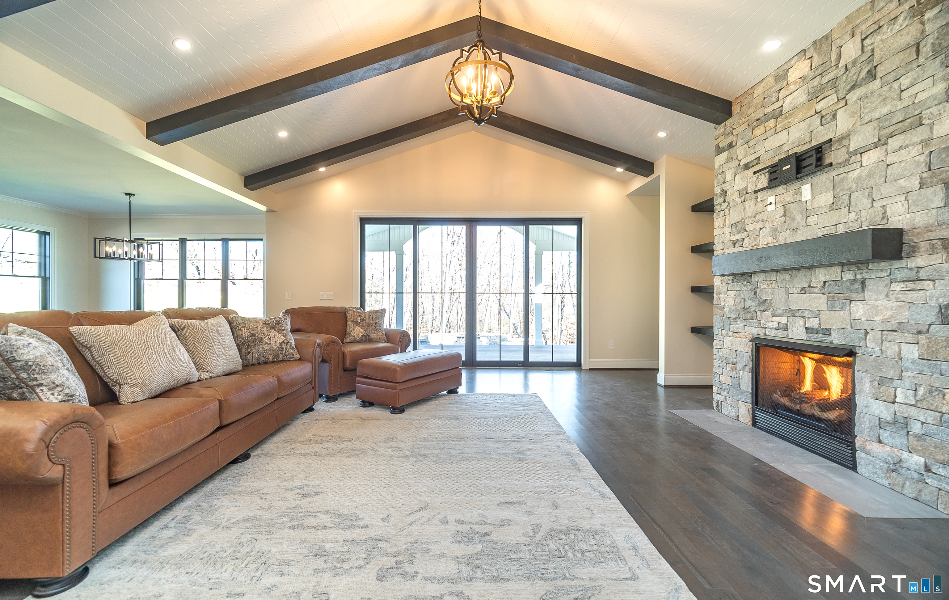 9 Silver Springs Drive