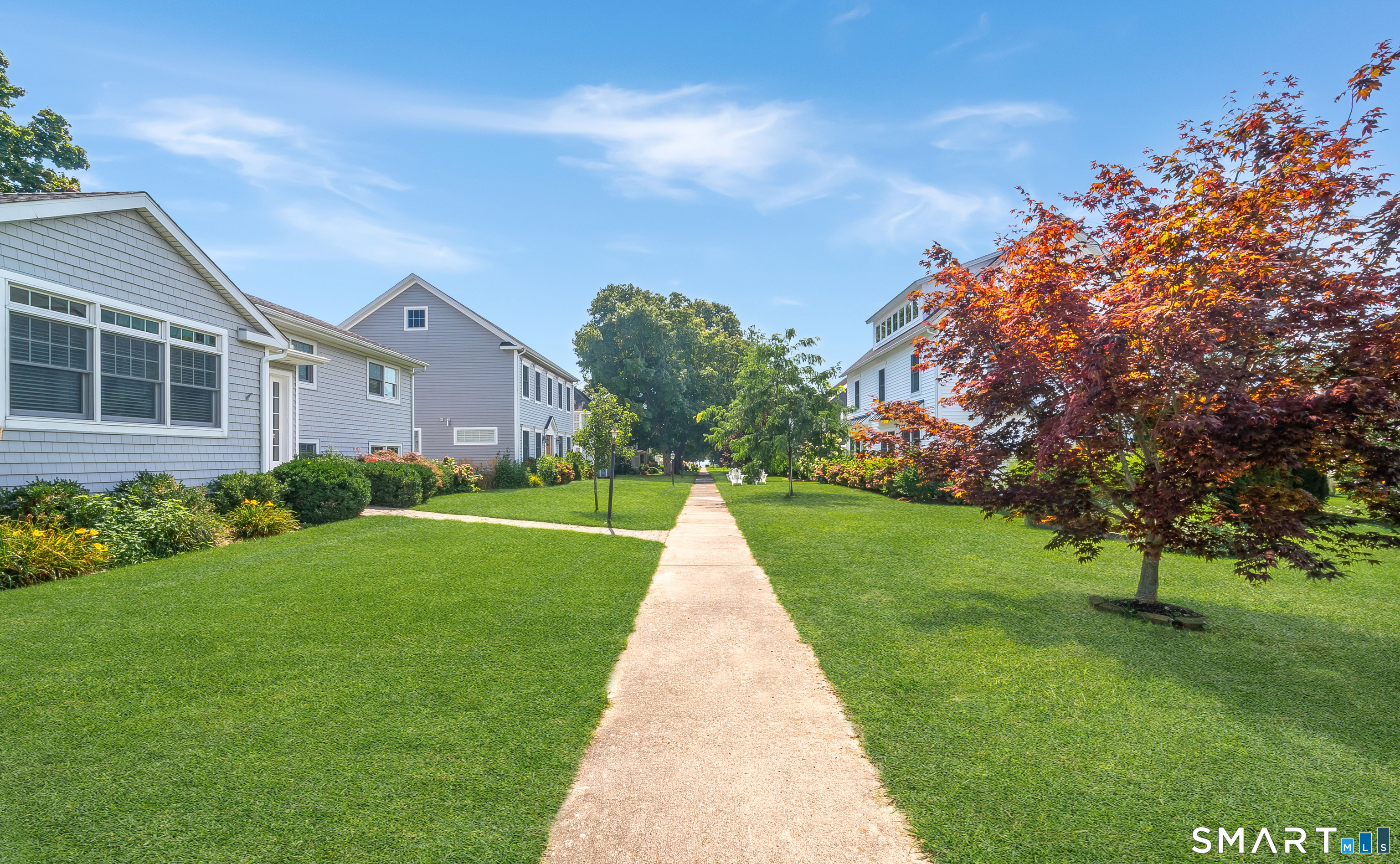 4 East Walk