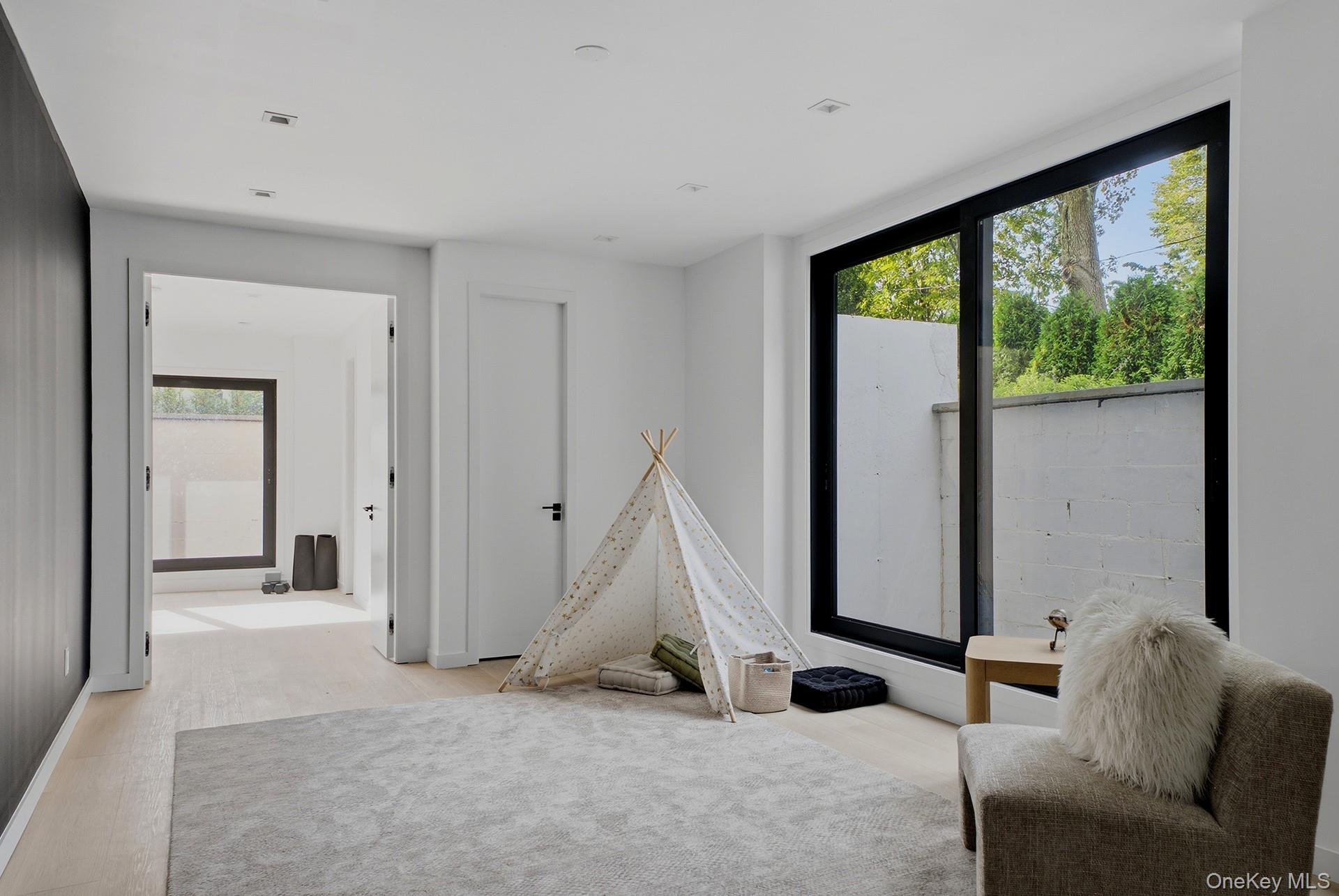4 Linden Lane