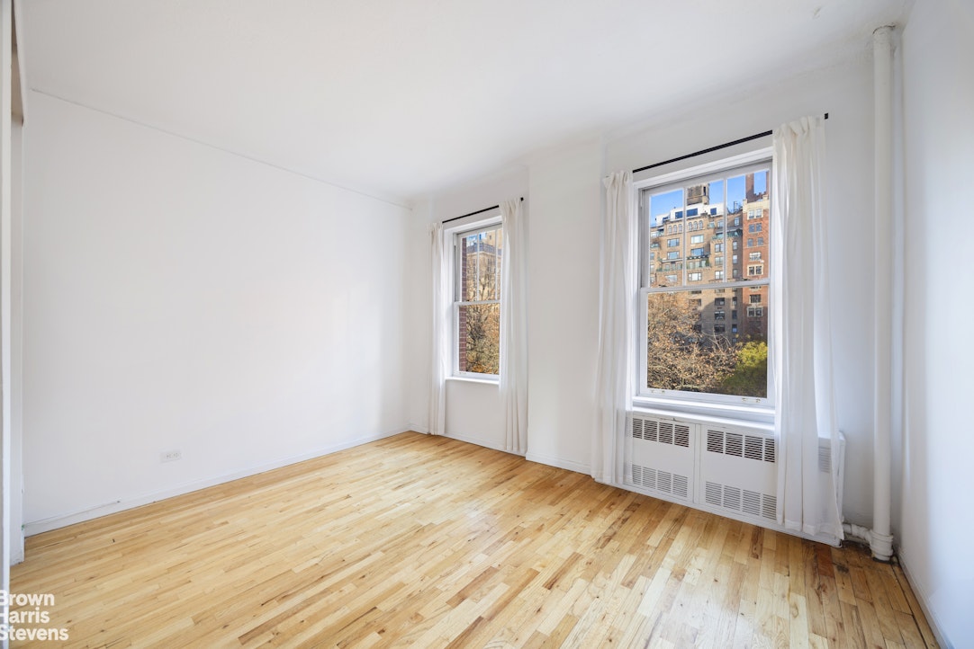 26 GRAMERCY Park S 6A