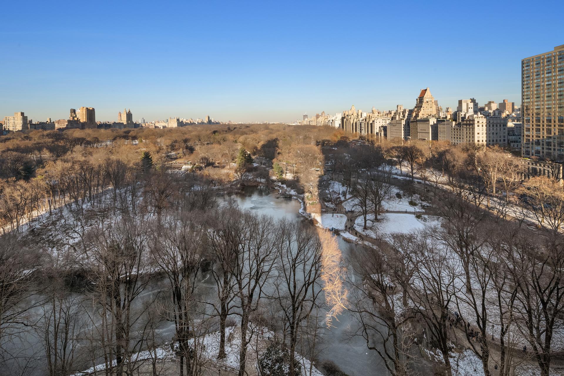 24 CENTRAL Park S 19E