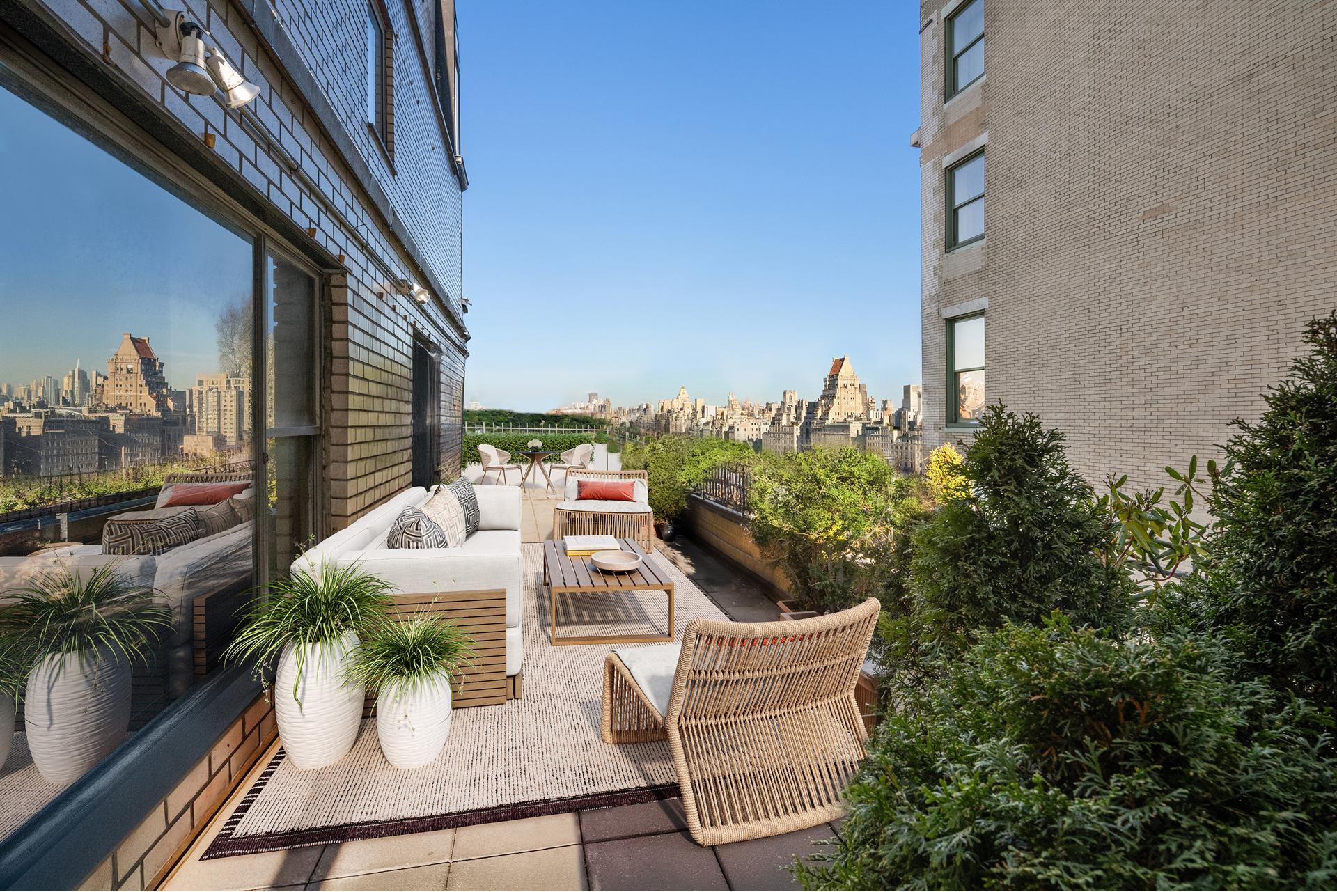24 CENTRAL Park S 19E