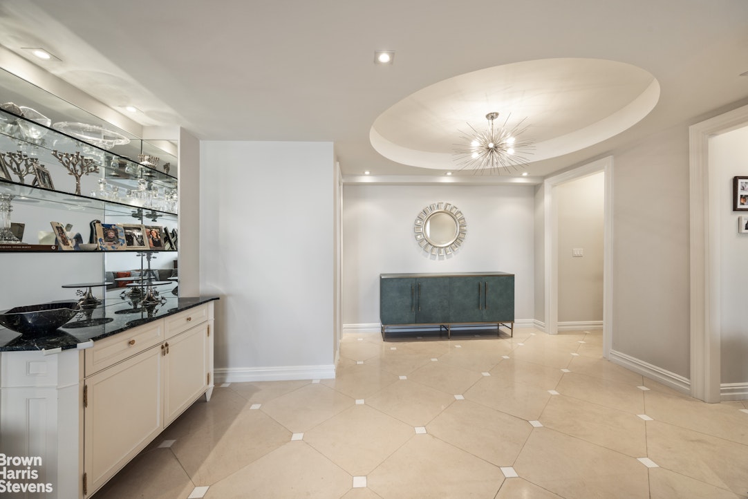 425 E 58TH Street 26B