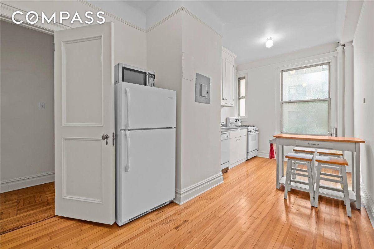780 W End Avenue 4F